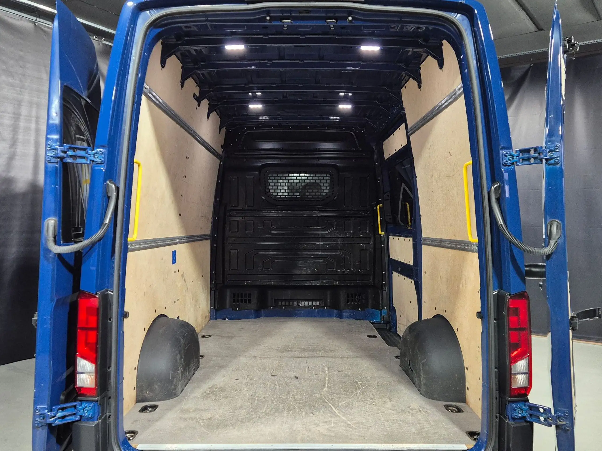 Volkswagen - Crafter