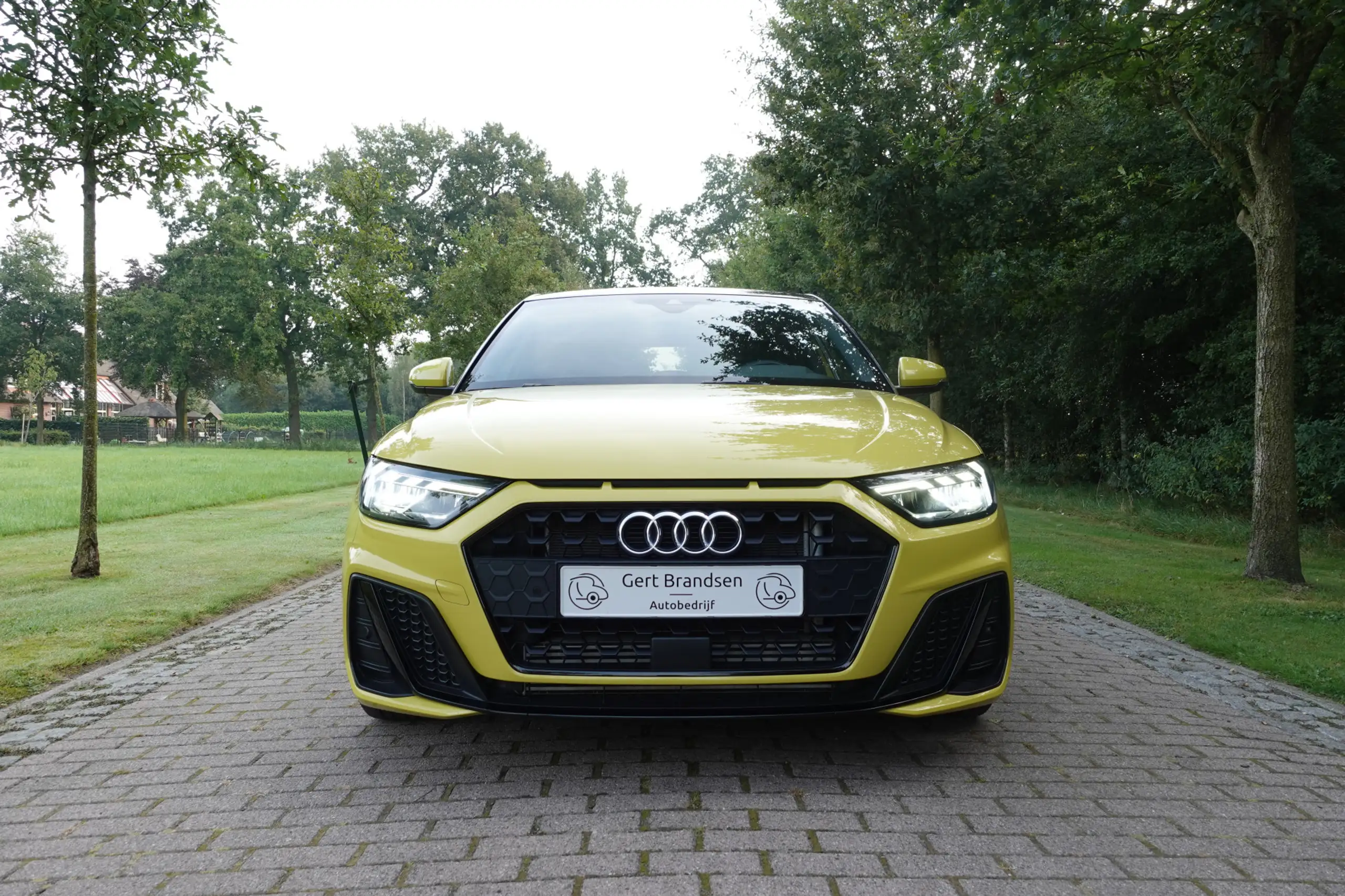 Audi - A1