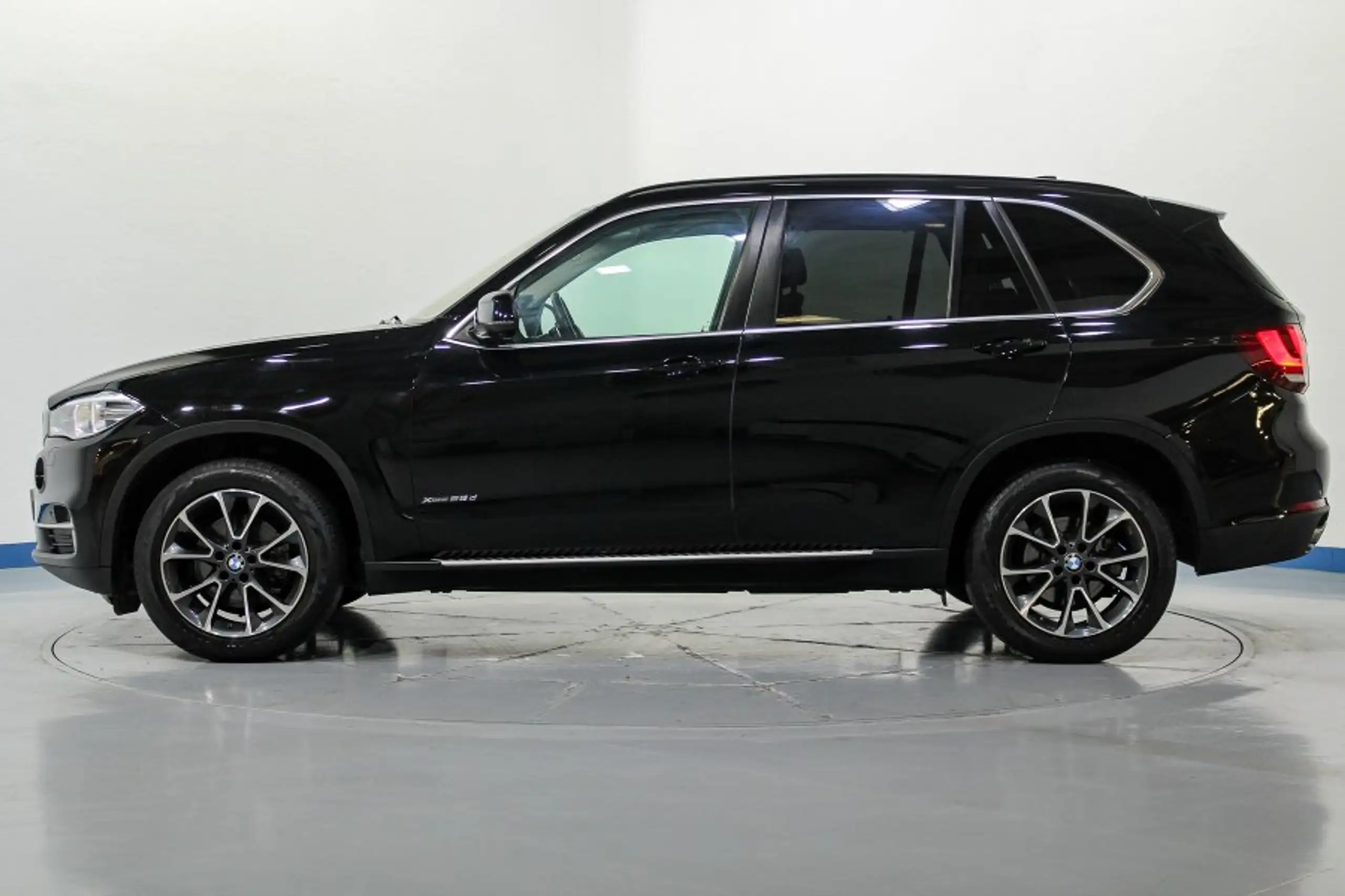 BMW - X5