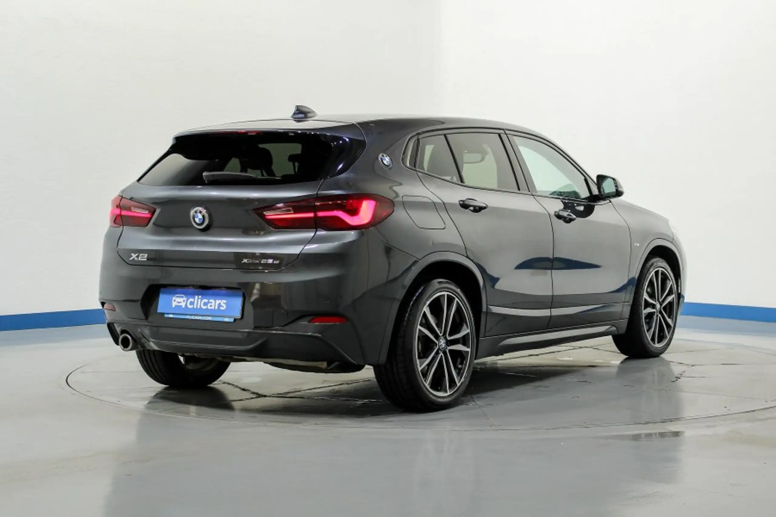 BMW - X2