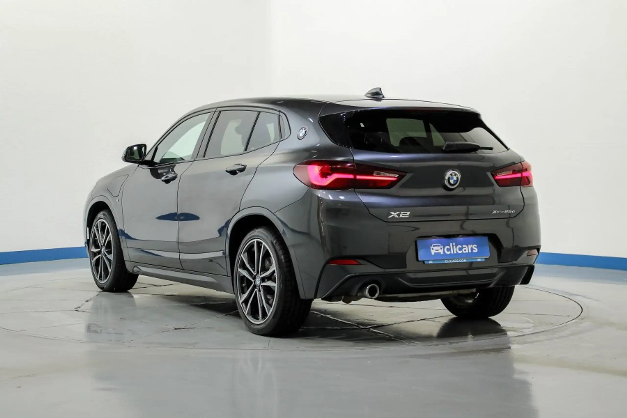 BMW - X2