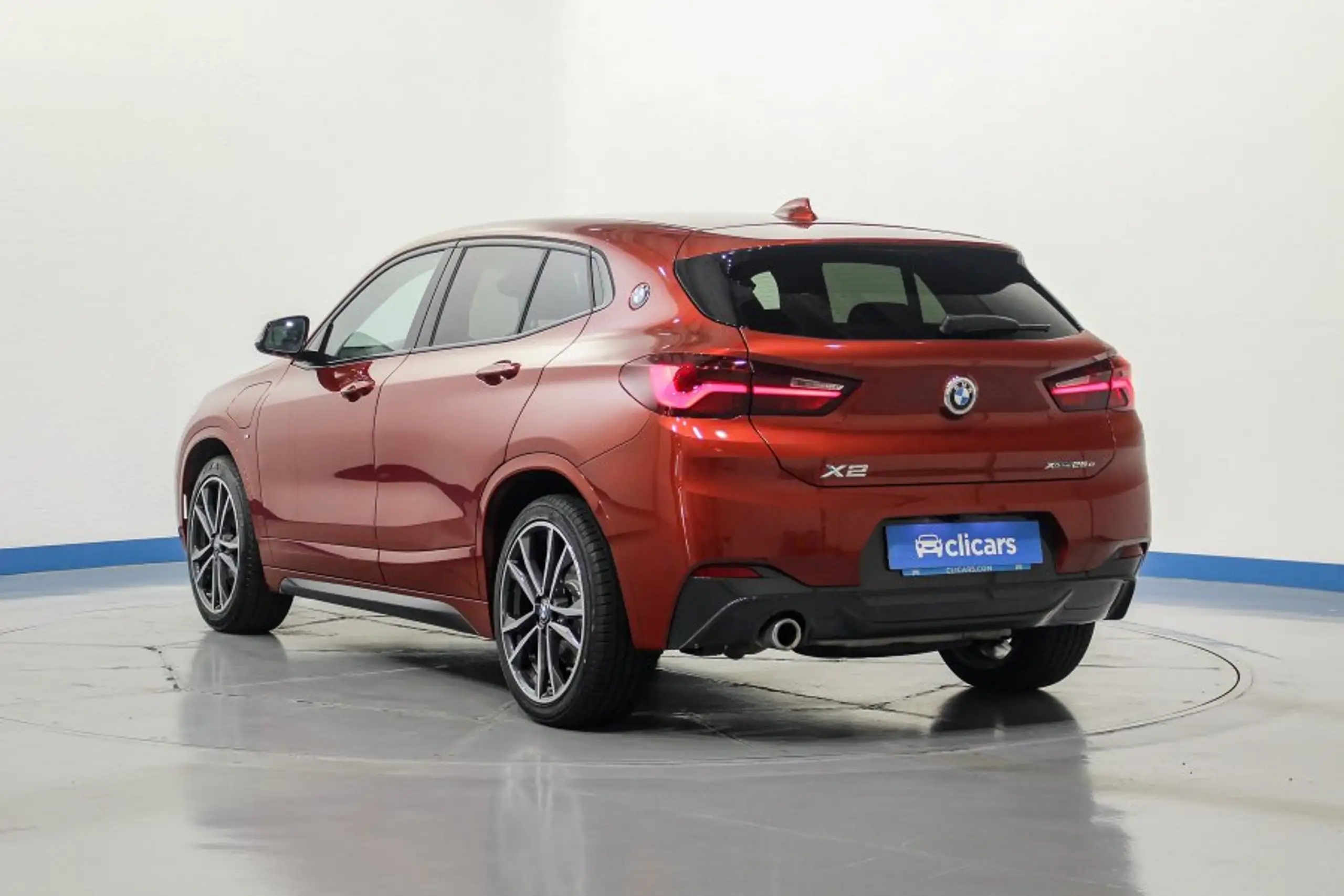 BMW - X2