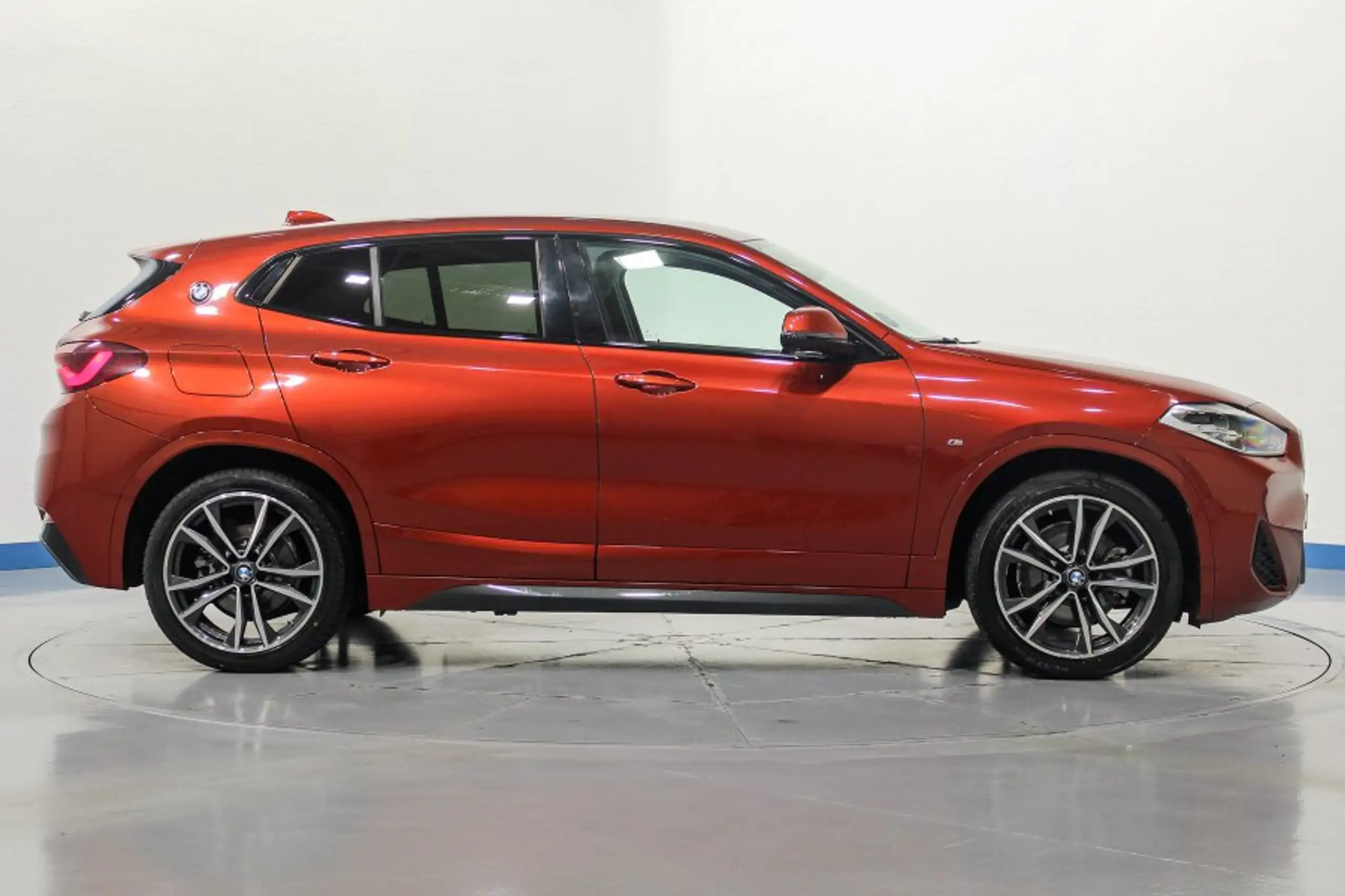 BMW - X2