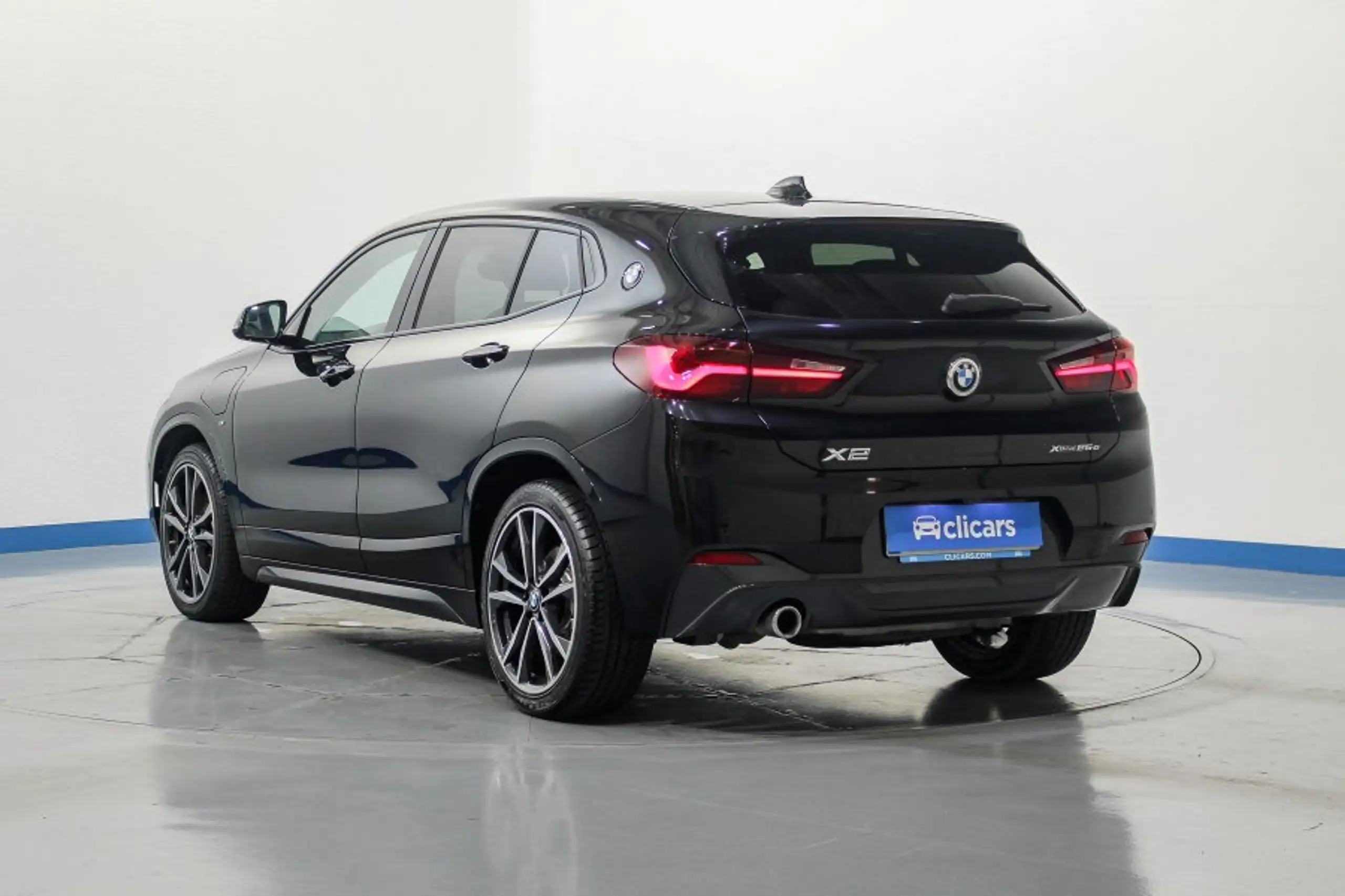 BMW - X2