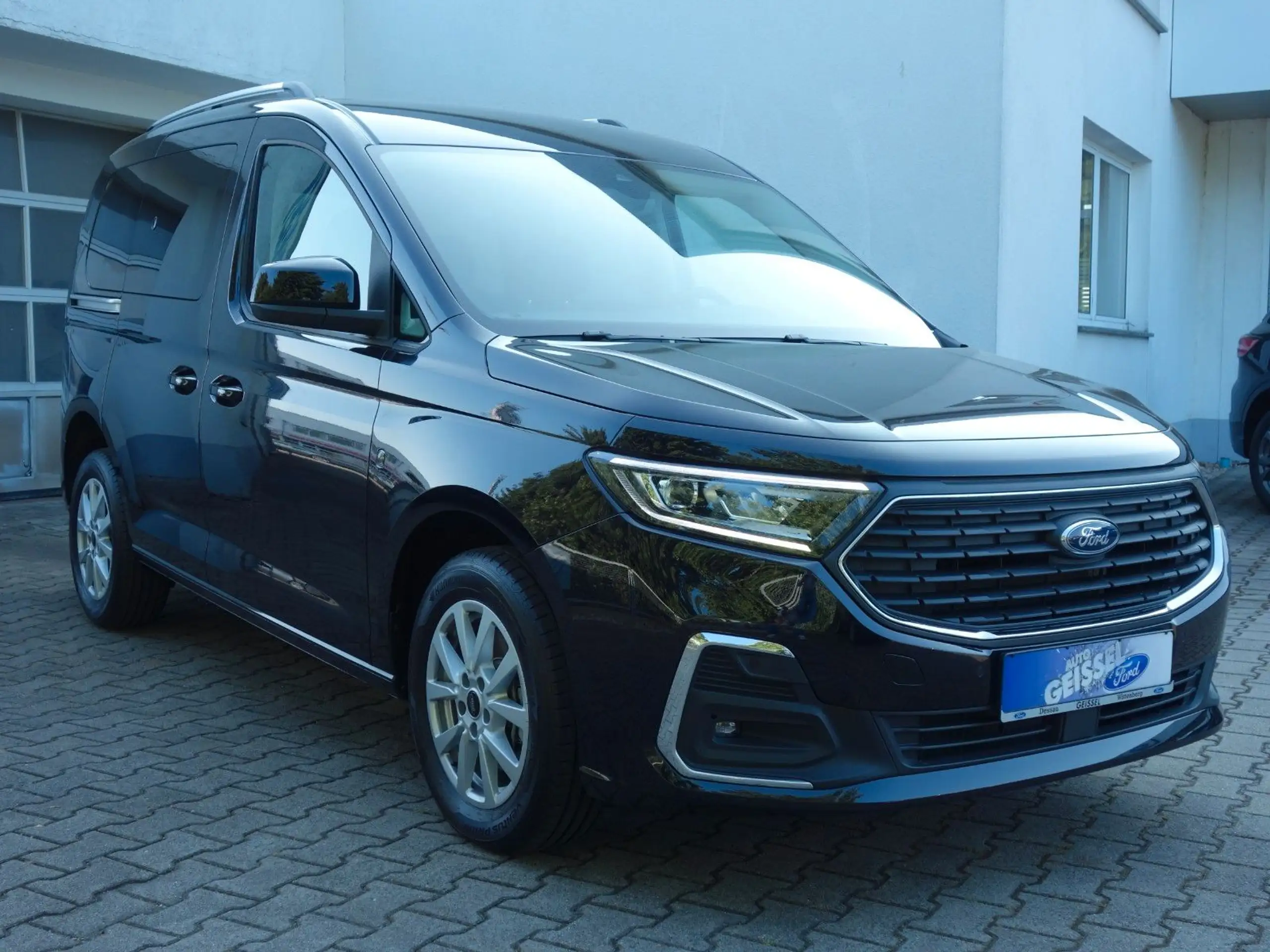 Ford - Tourneo Connect