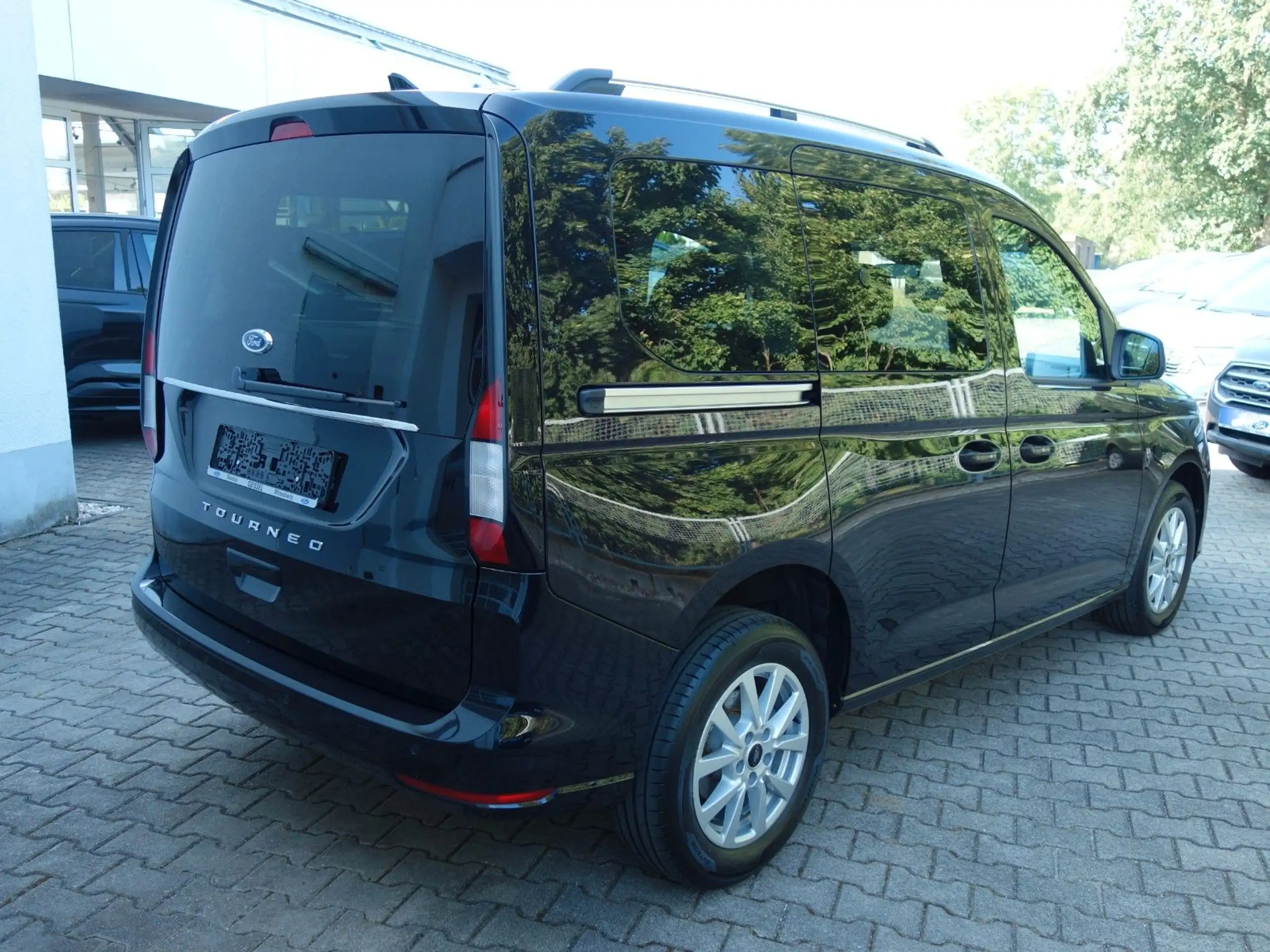 Ford - Tourneo Connect