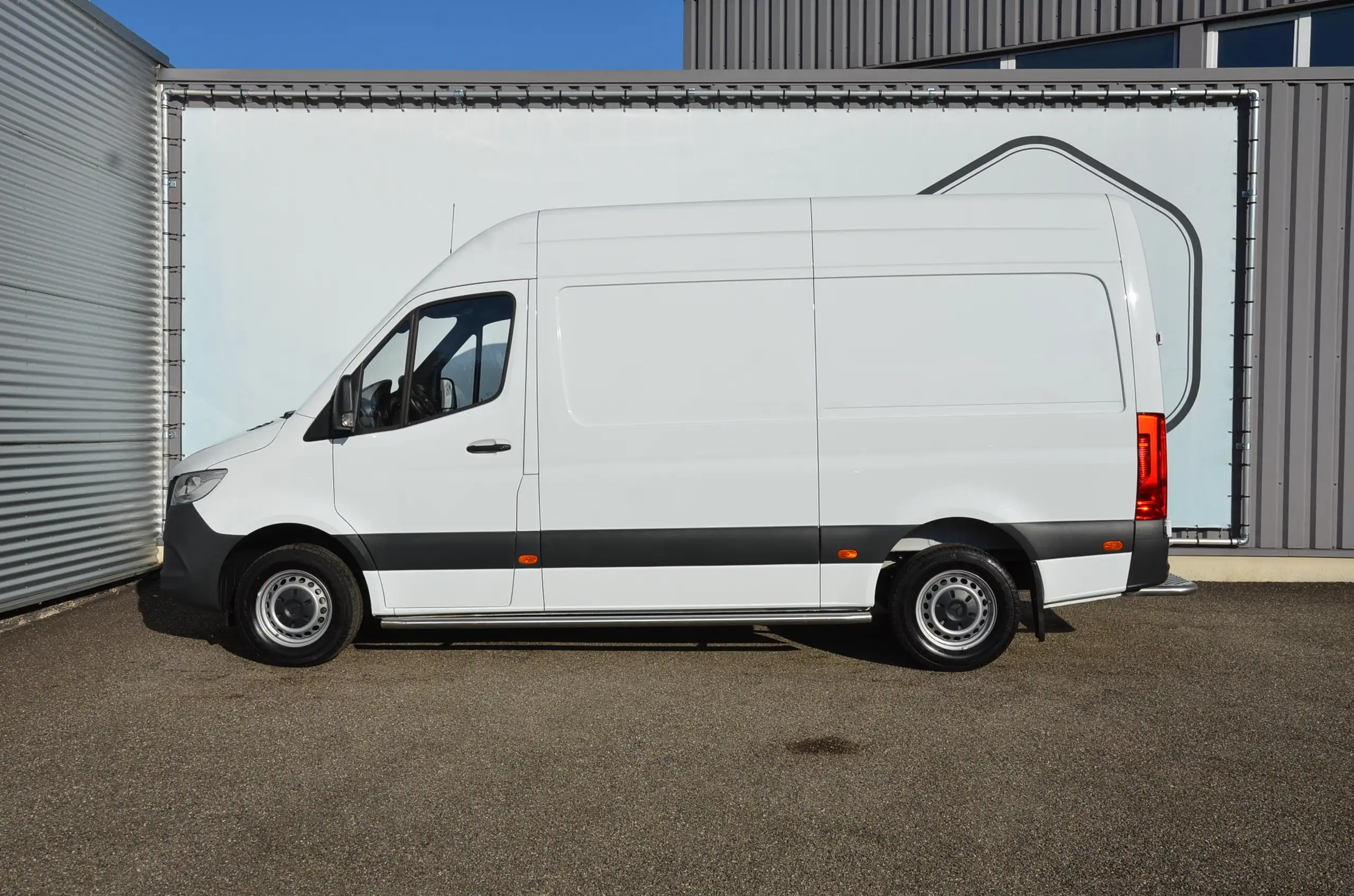 Mercedes-Benz - Sprinter