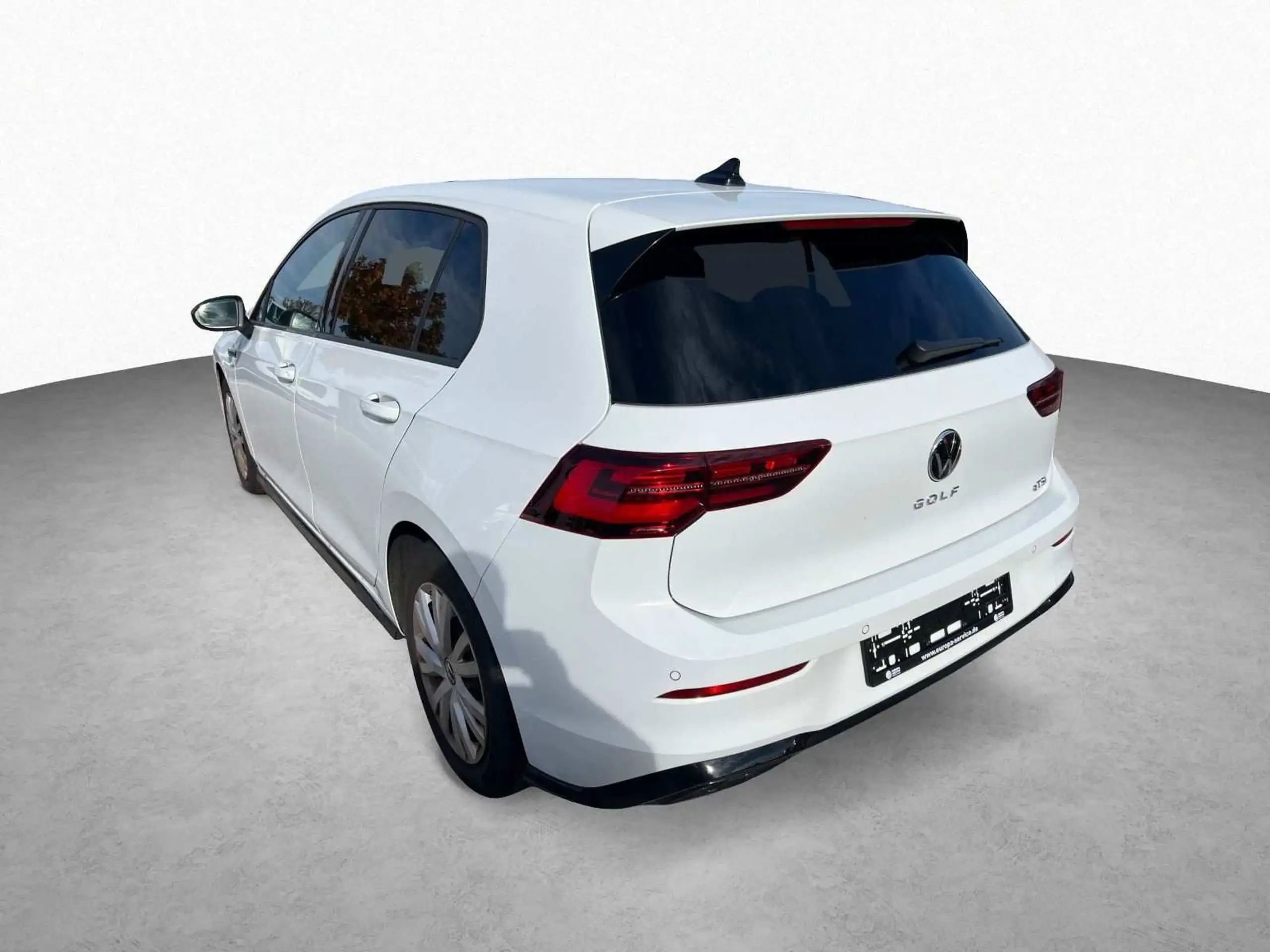 Volkswagen - Golf