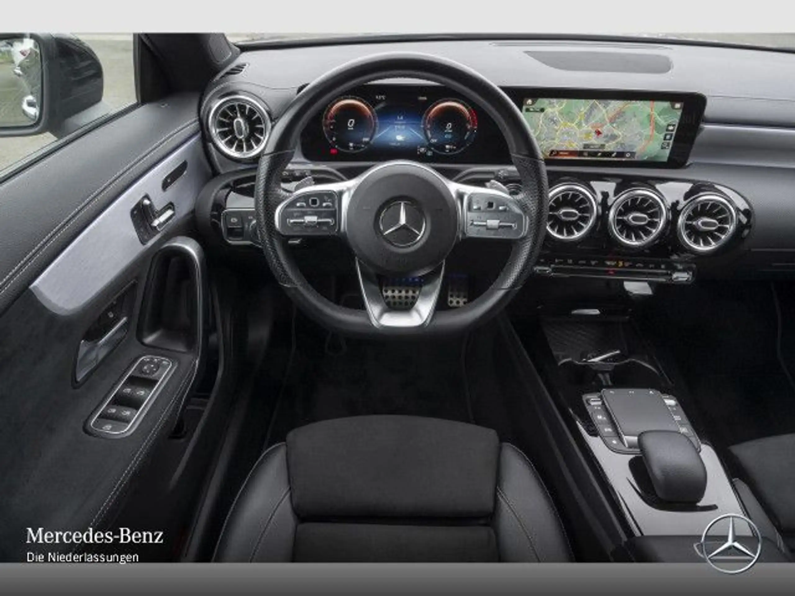 Mercedes-Benz - CLA 250