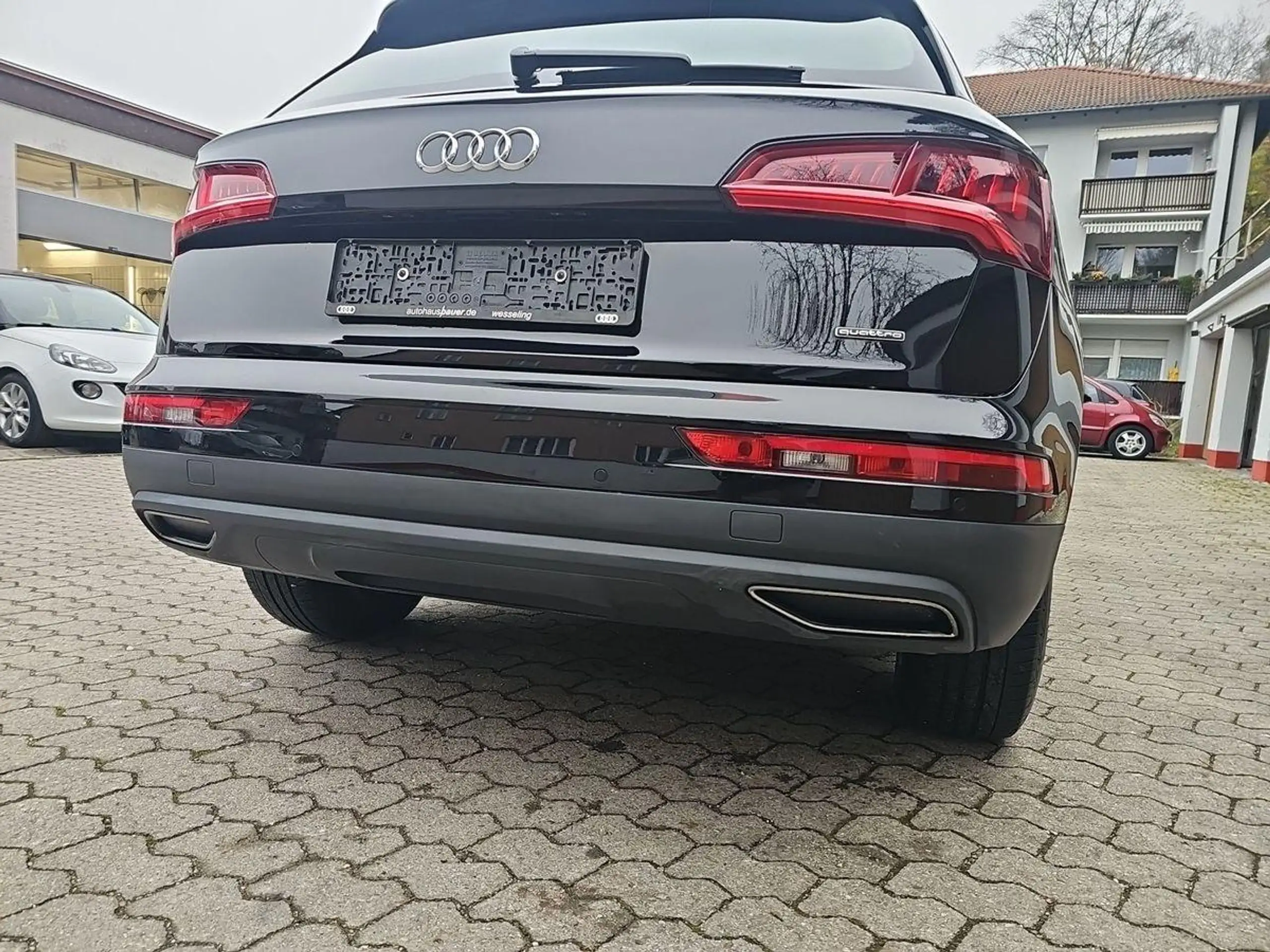 Audi - Q5