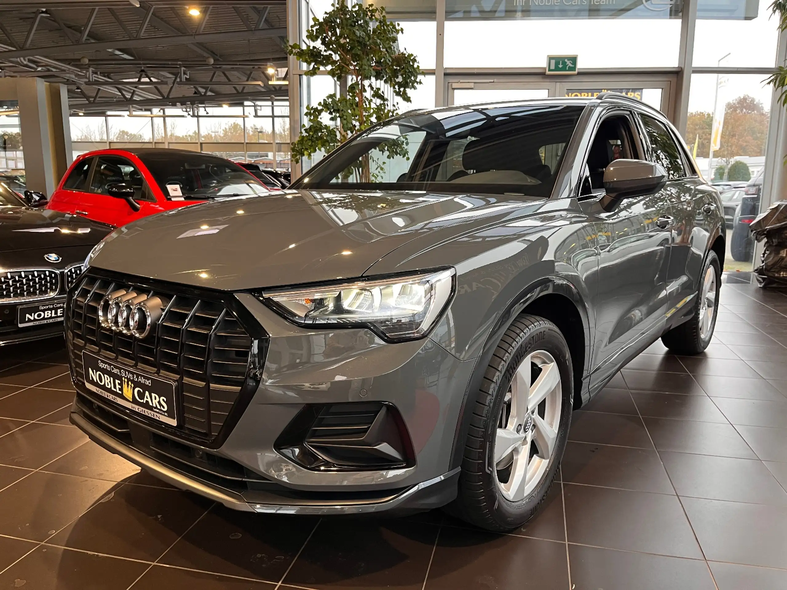 Audi - Q3