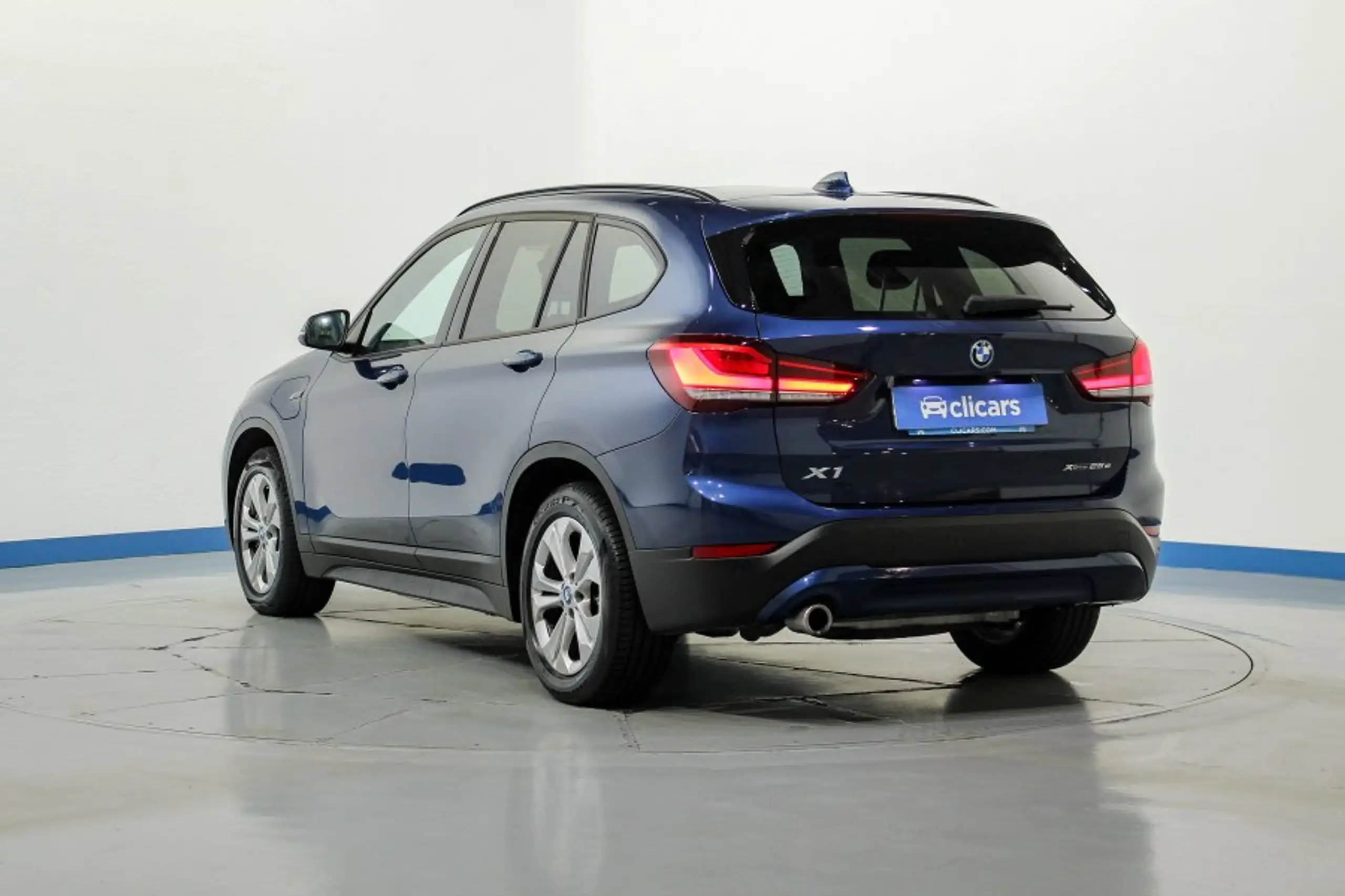 BMW - X1