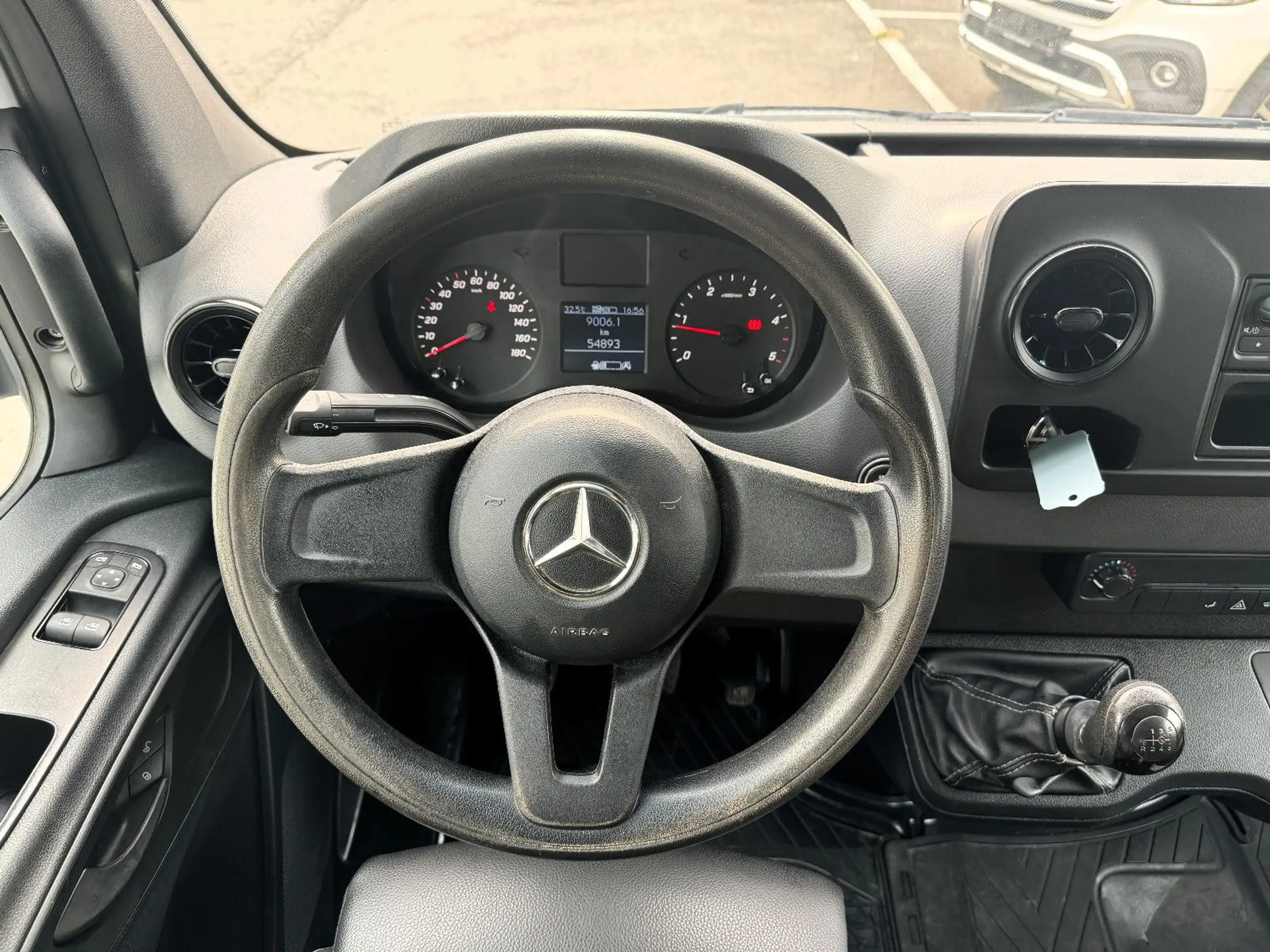 Mercedes-Benz - Sprinter