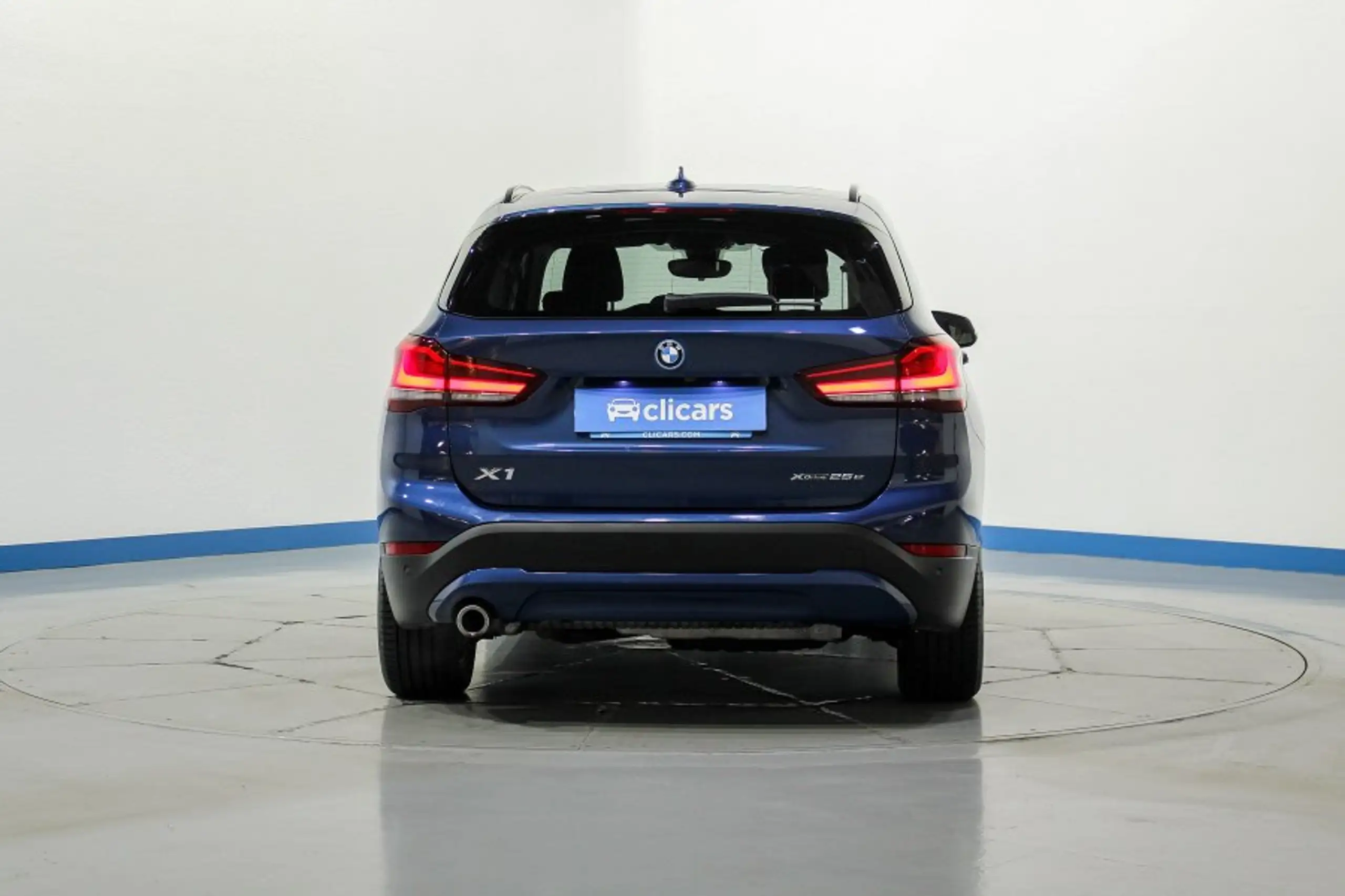 BMW - X1