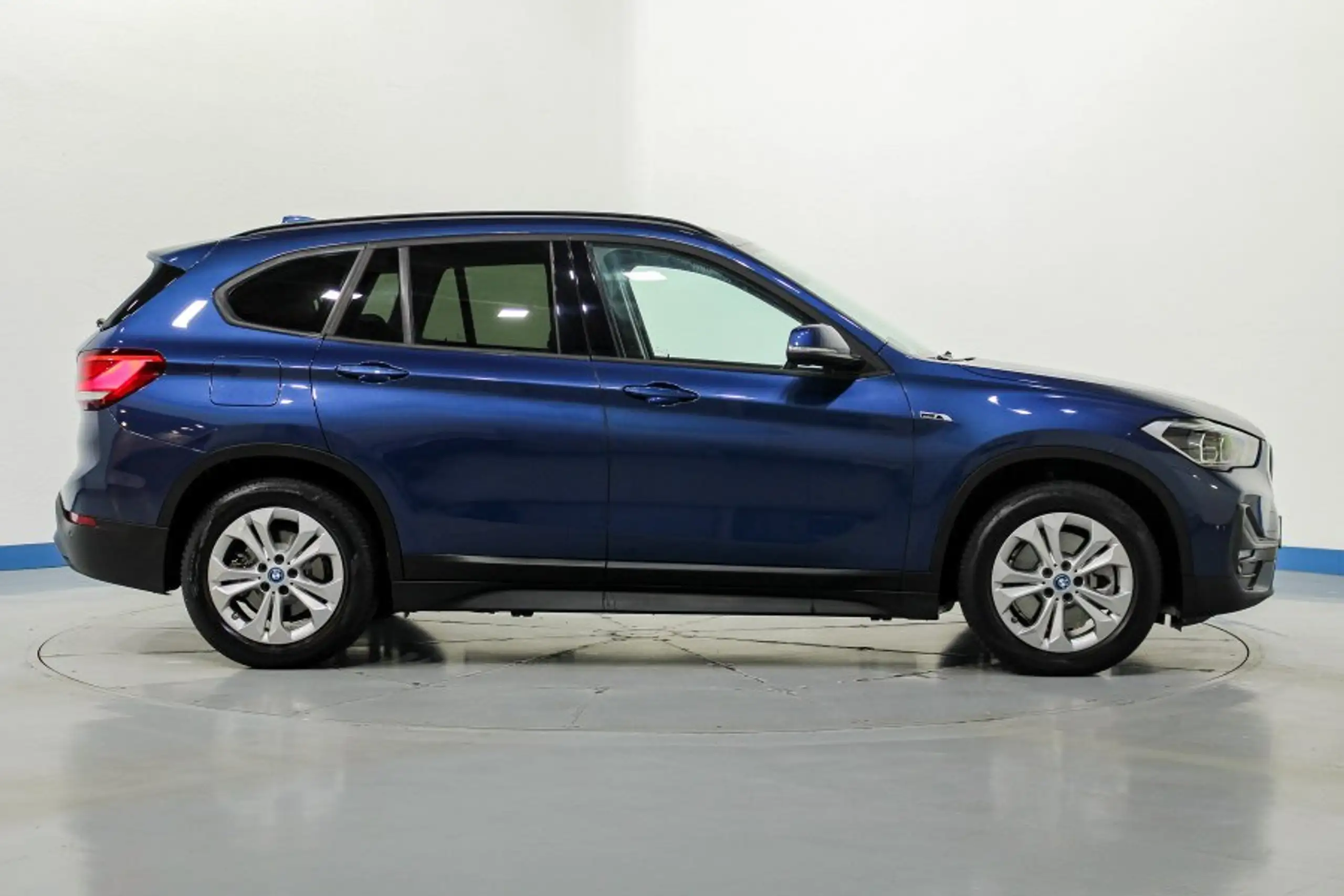 BMW - X1