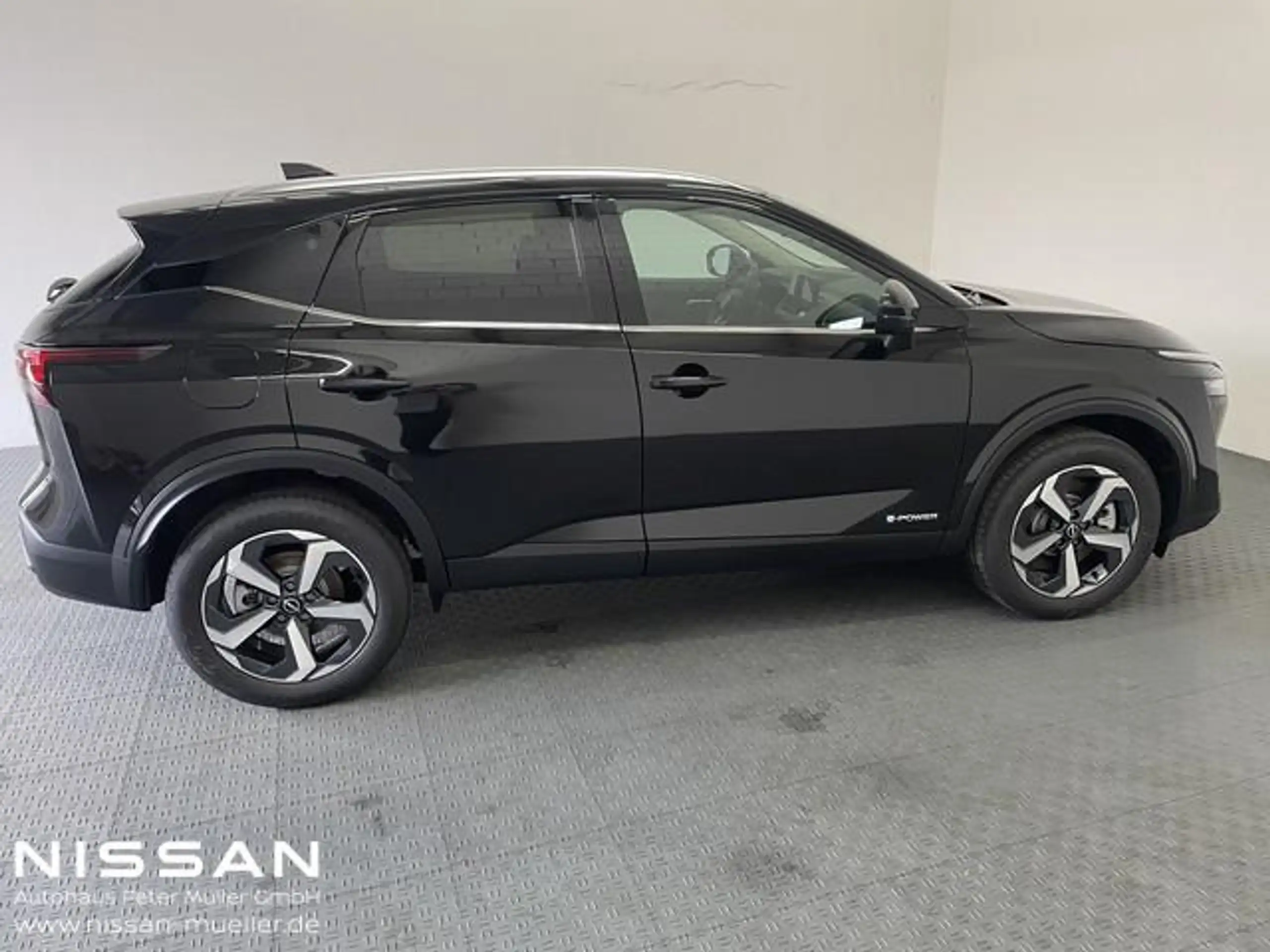 Nissan - Qashqai