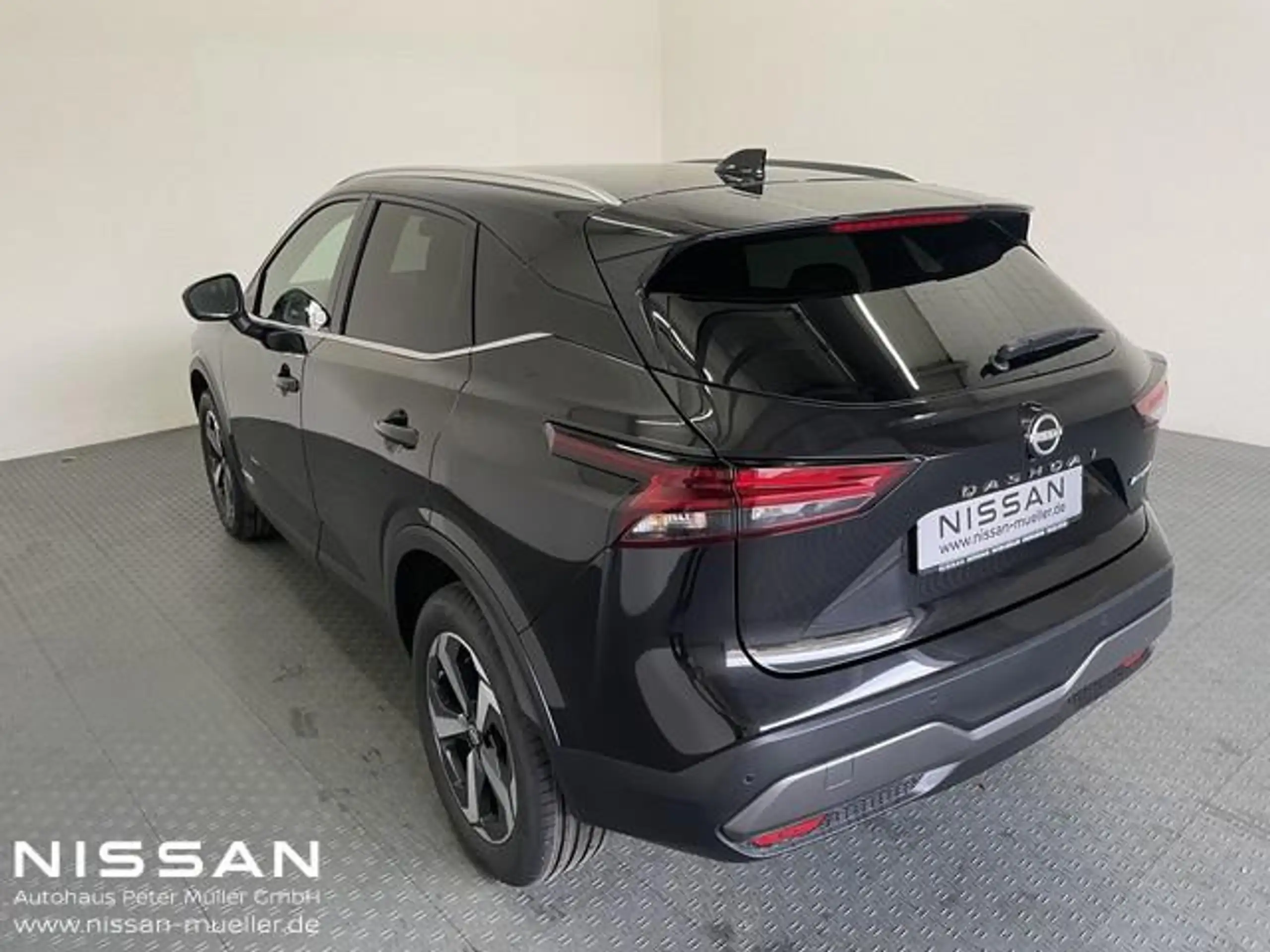 Nissan - Qashqai