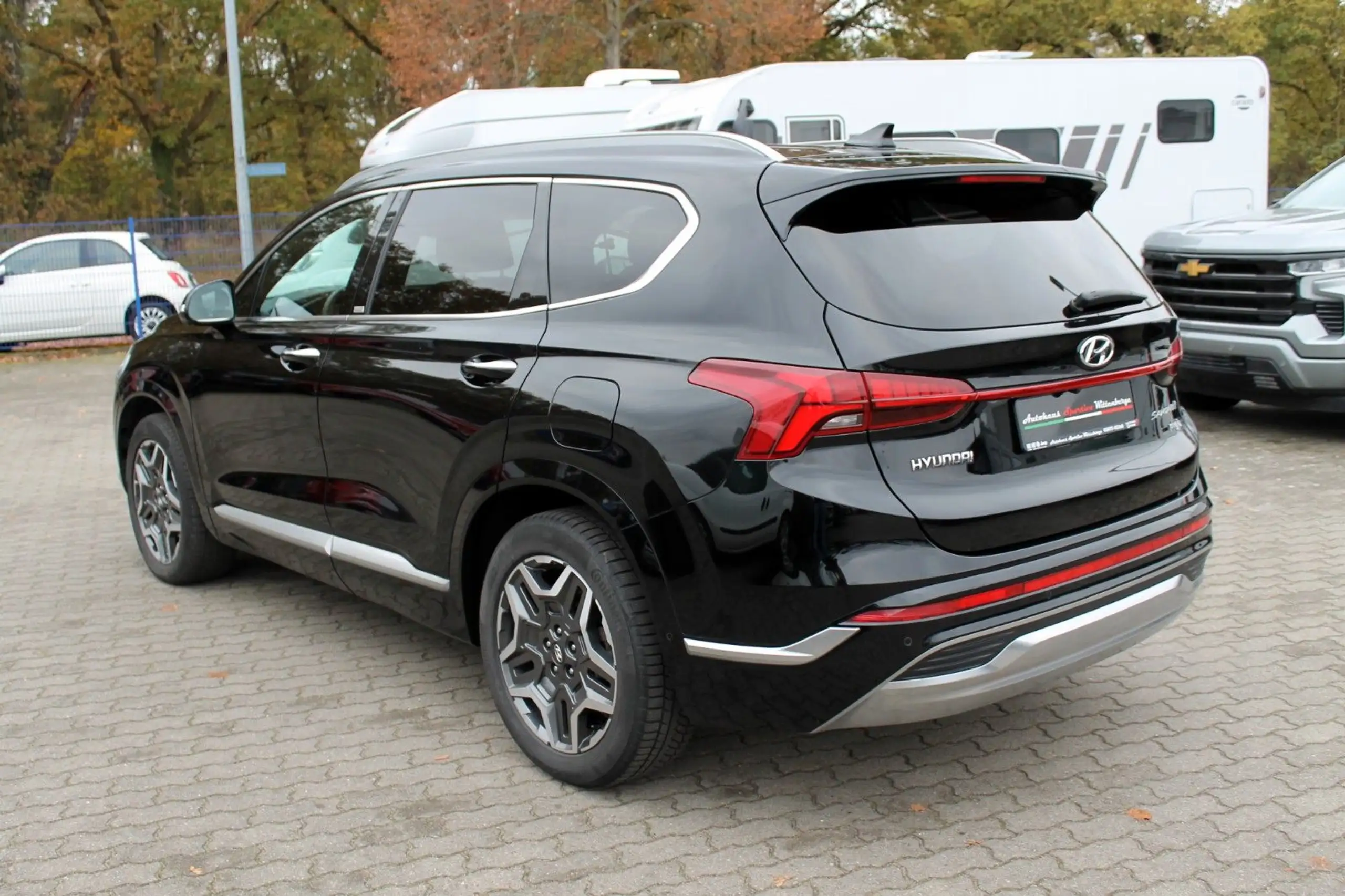 Hyundai - SANTA FE