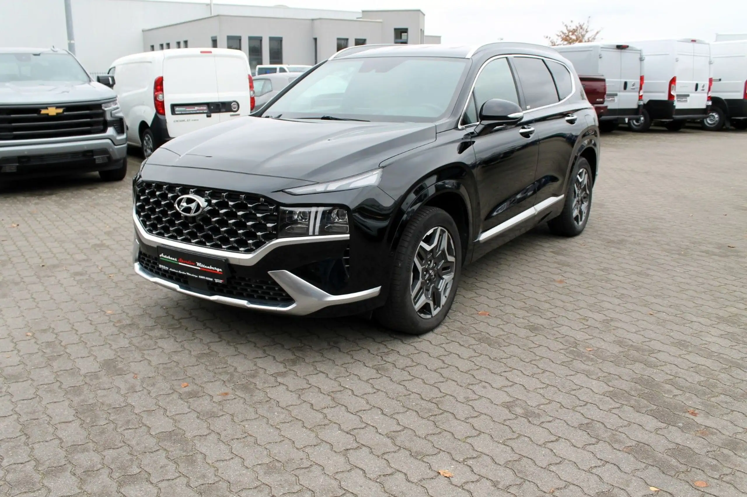 Hyundai - SANTA FE