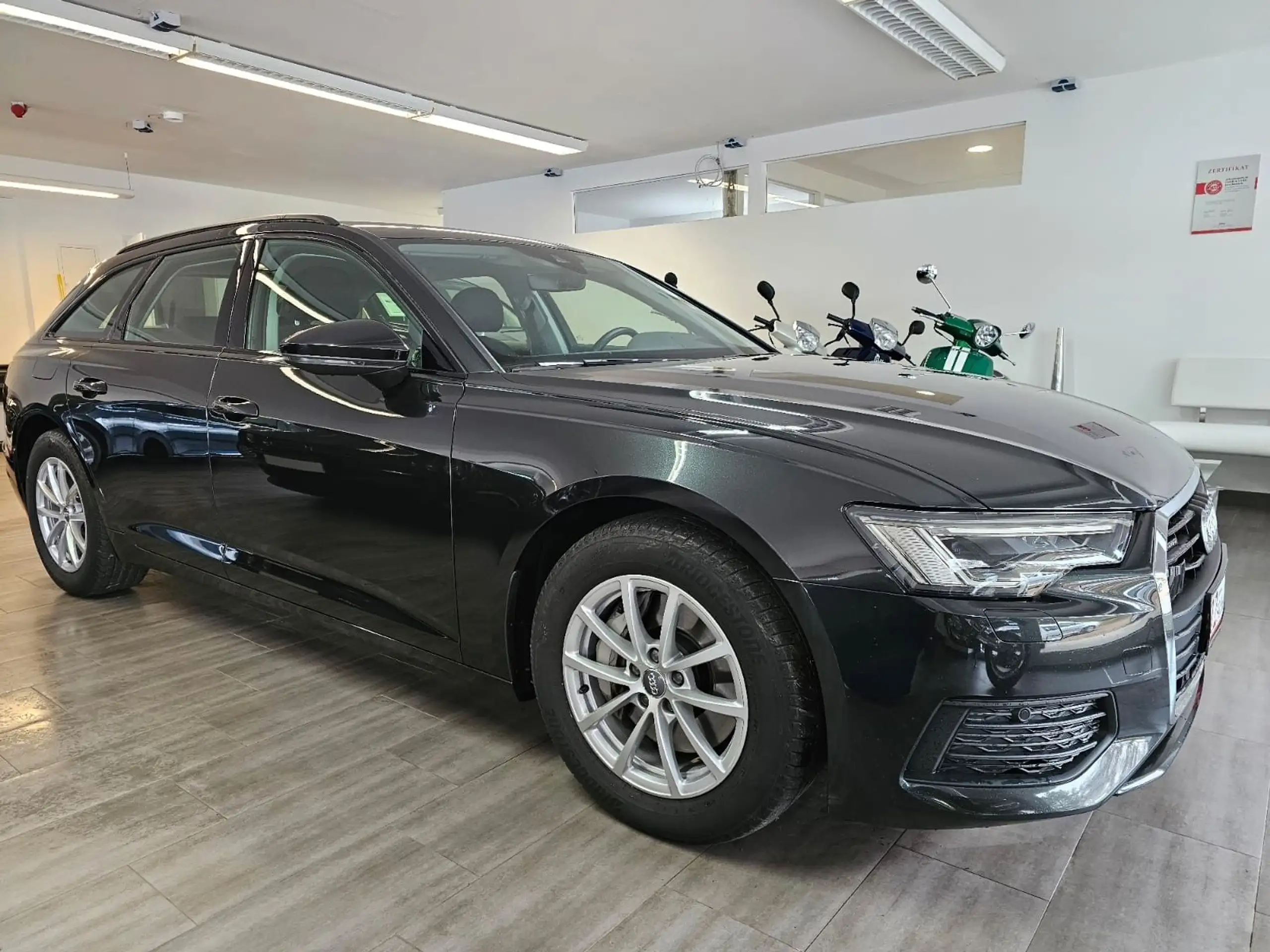 Audi - A6