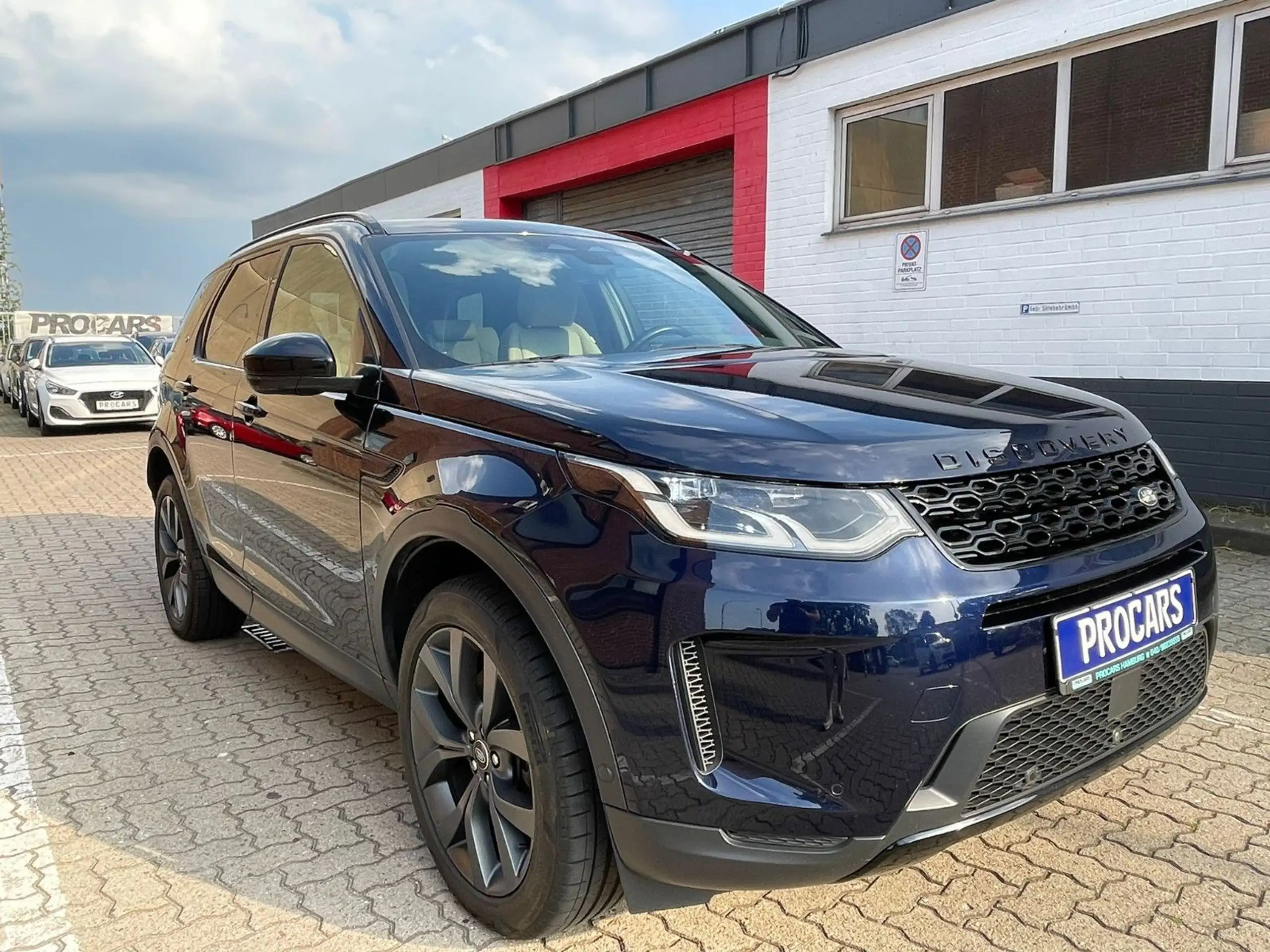 Land Rover - Discovery Sport