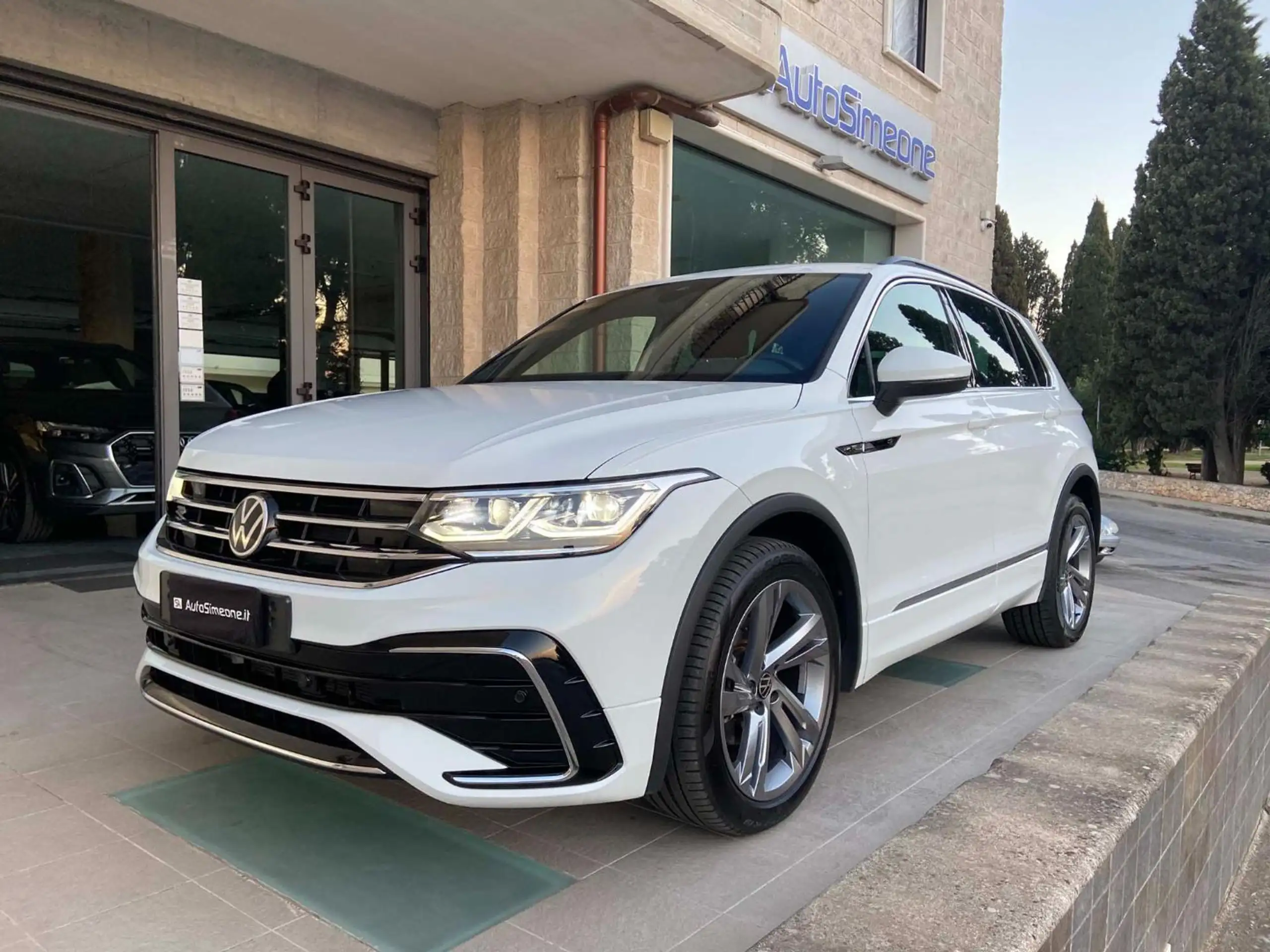 Volkswagen - Tiguan