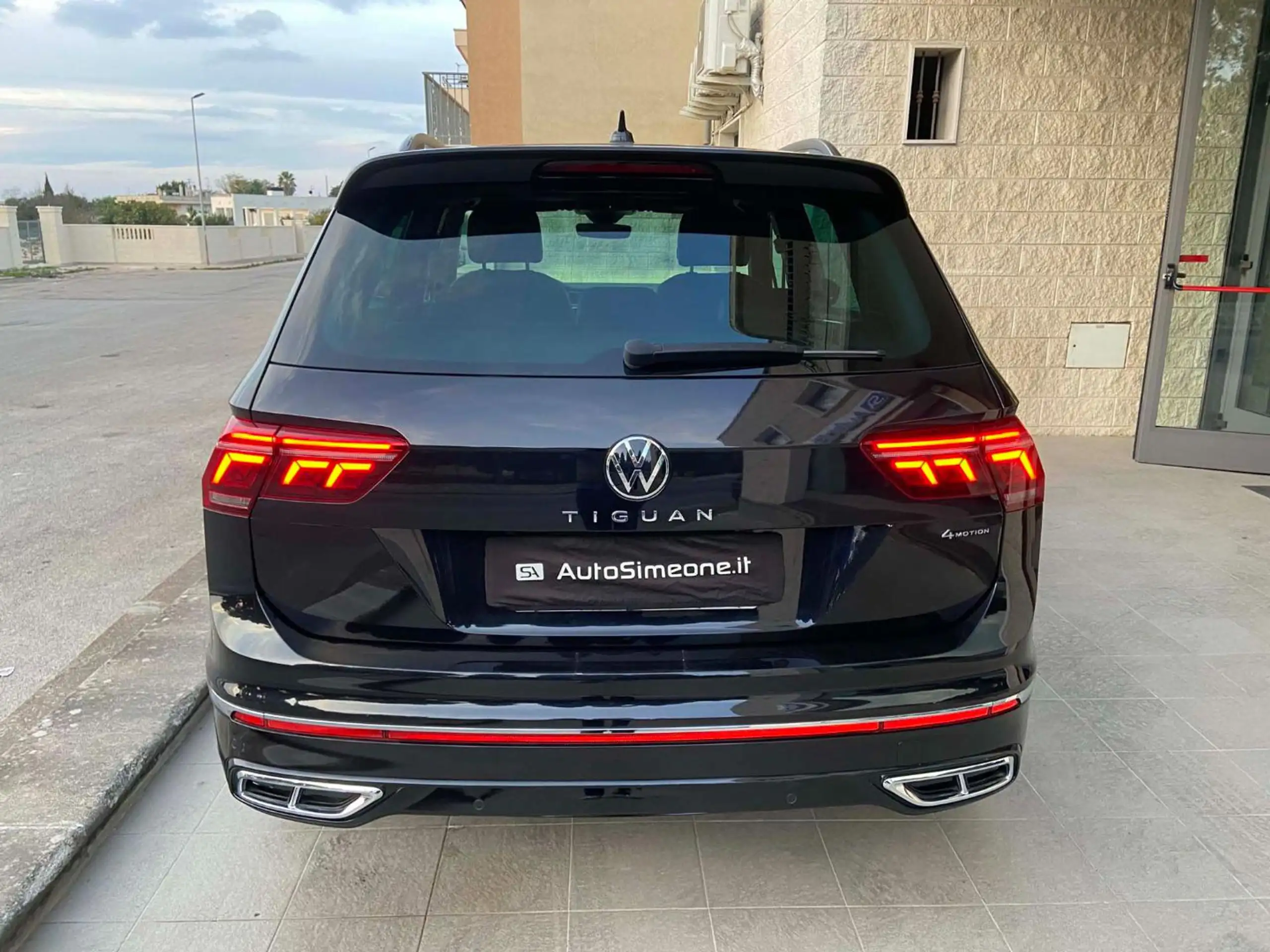 Volkswagen - Tiguan