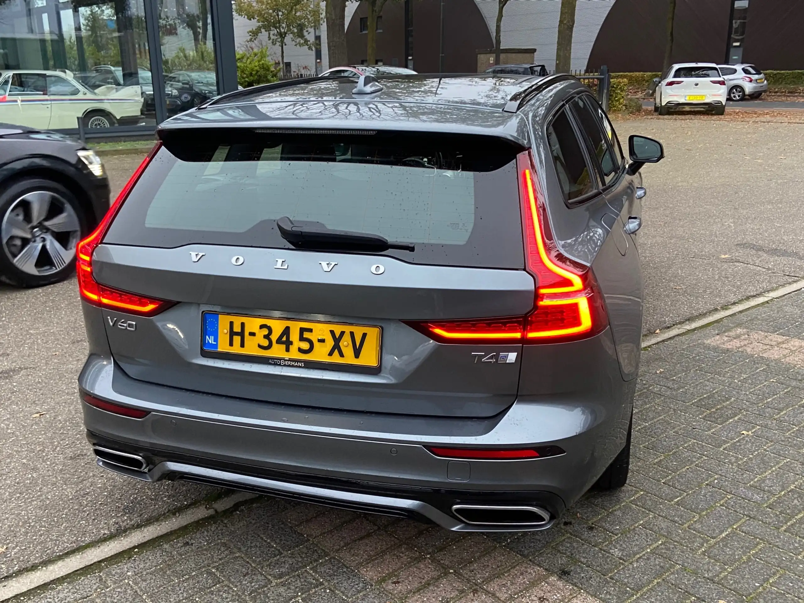 Volvo - V60