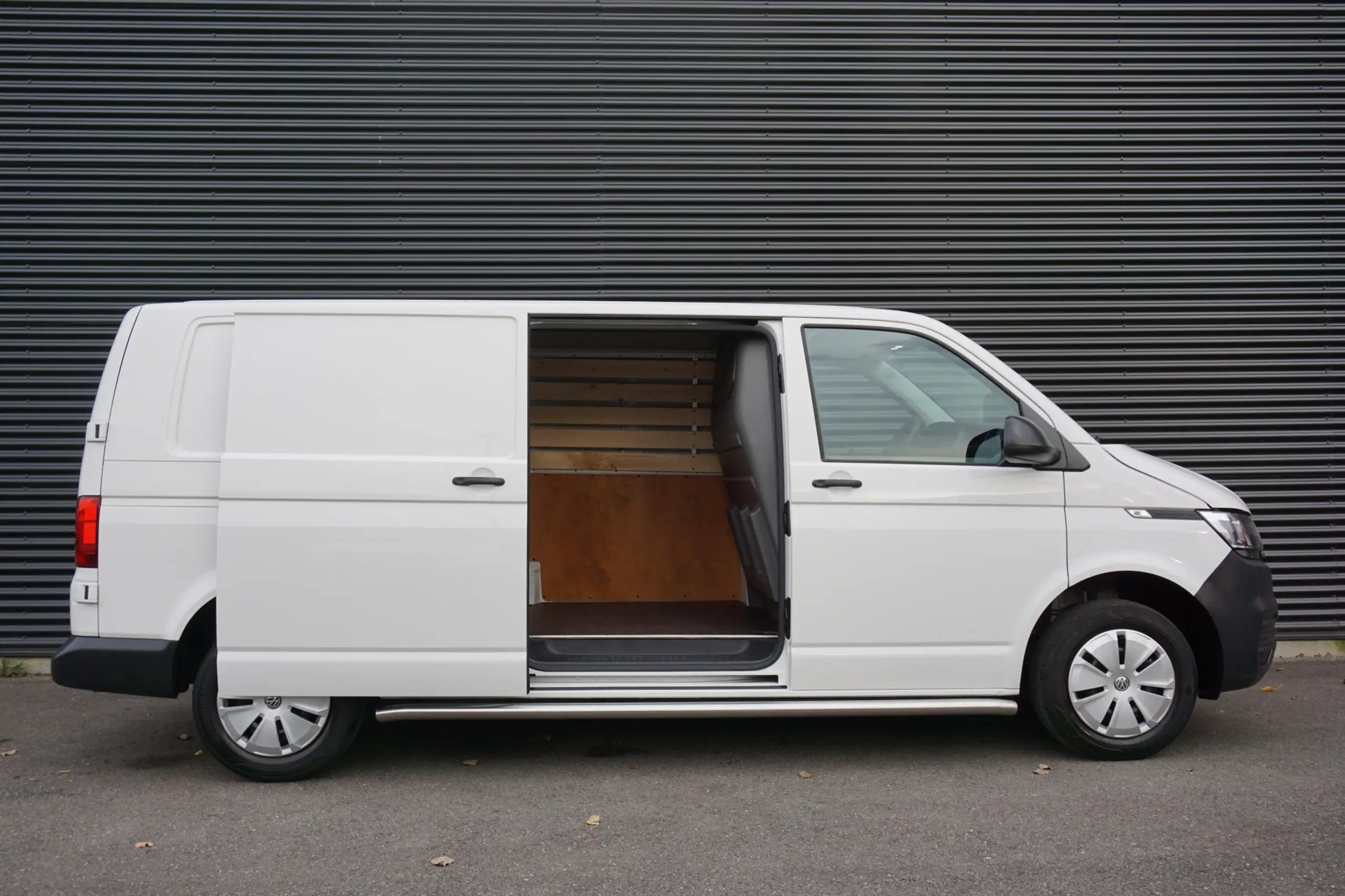 Volkswagen - T6.1 Transporter