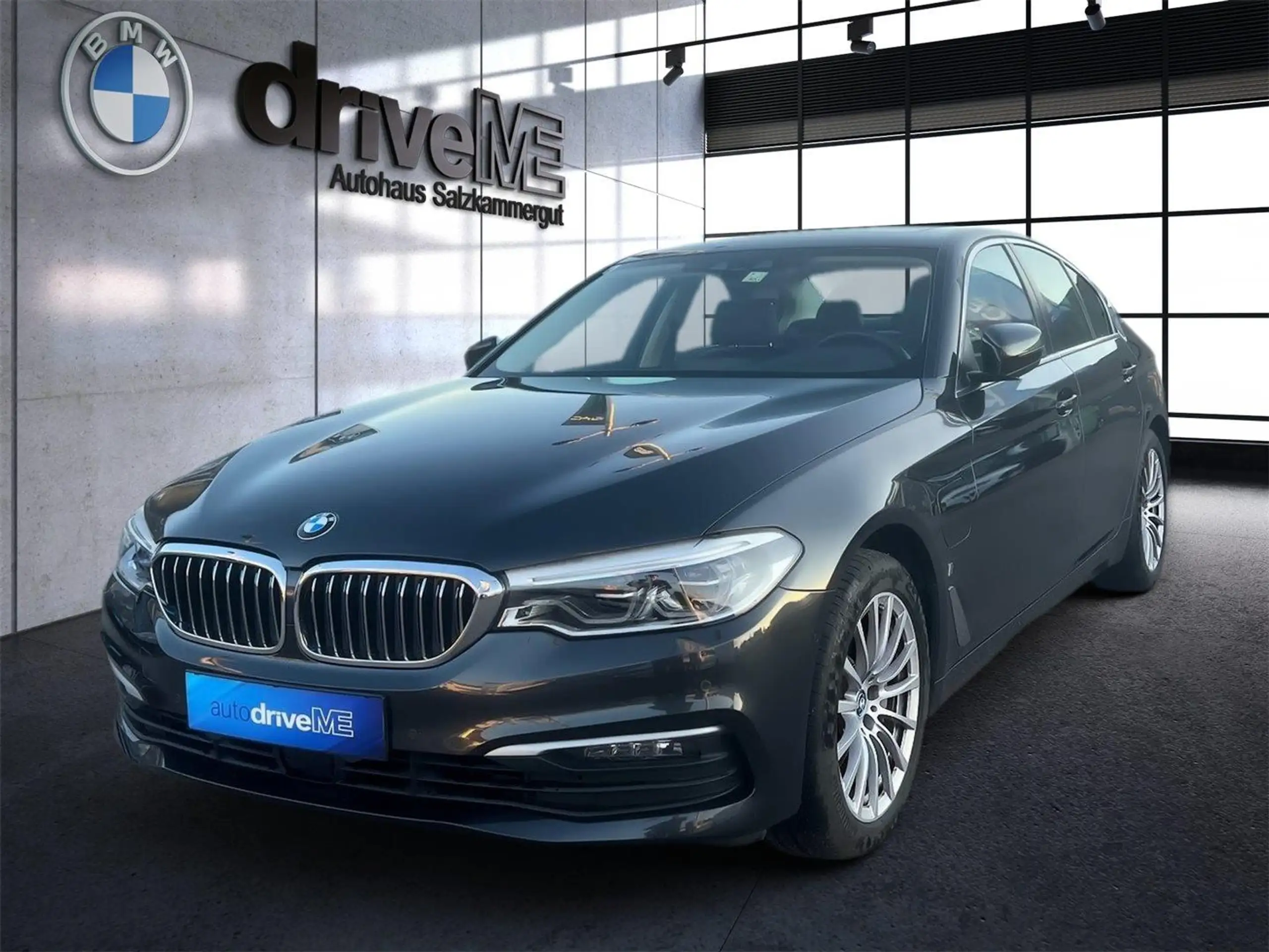 BMW 530 2019