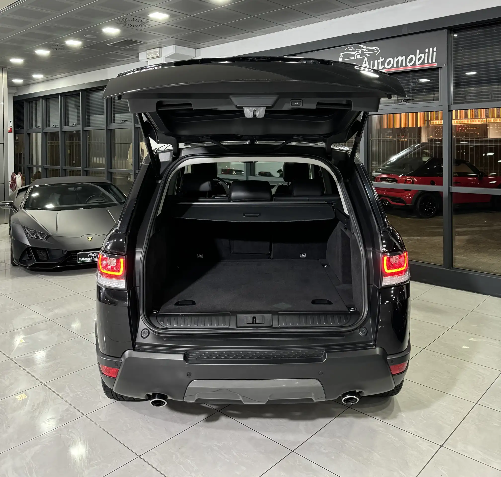 Land Rover - Range Rover Sport