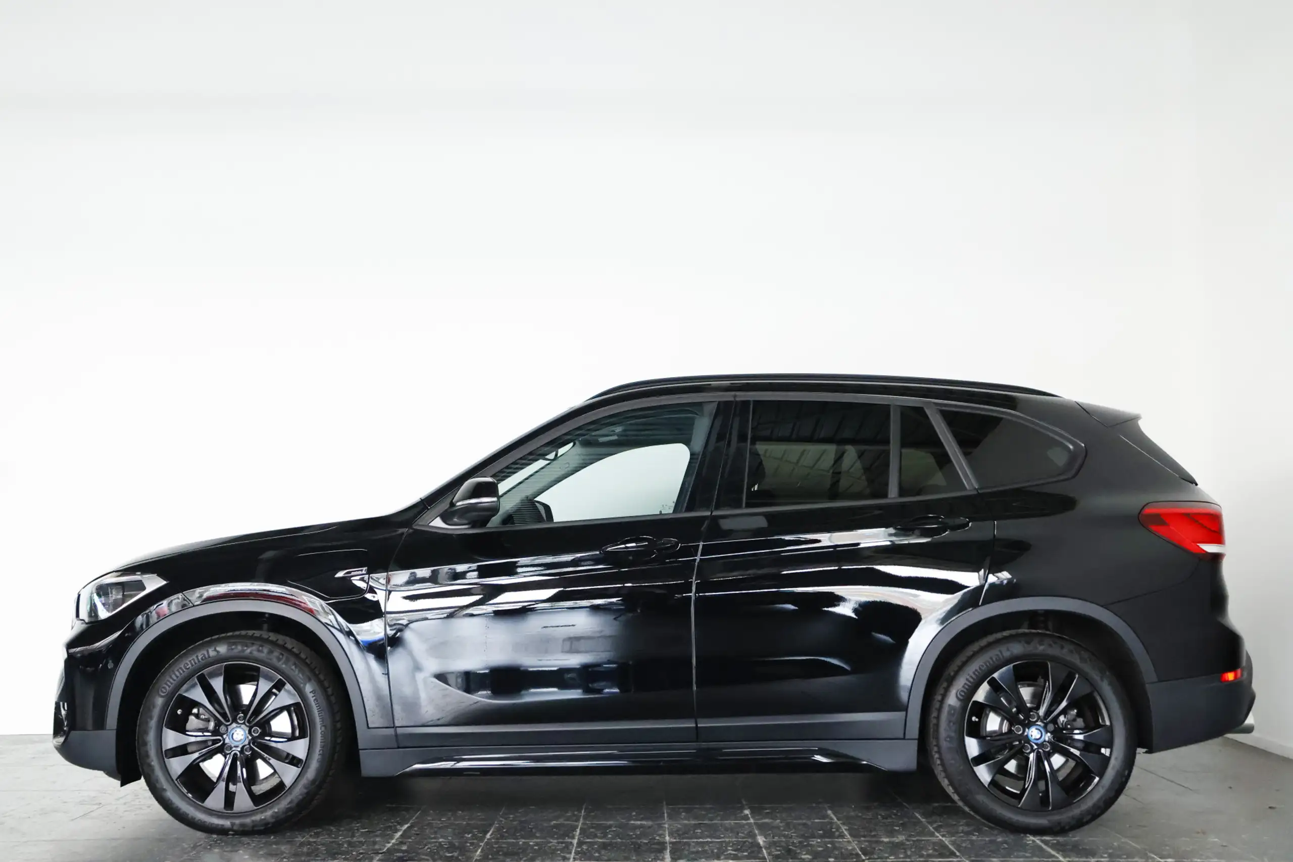 BMW - X1