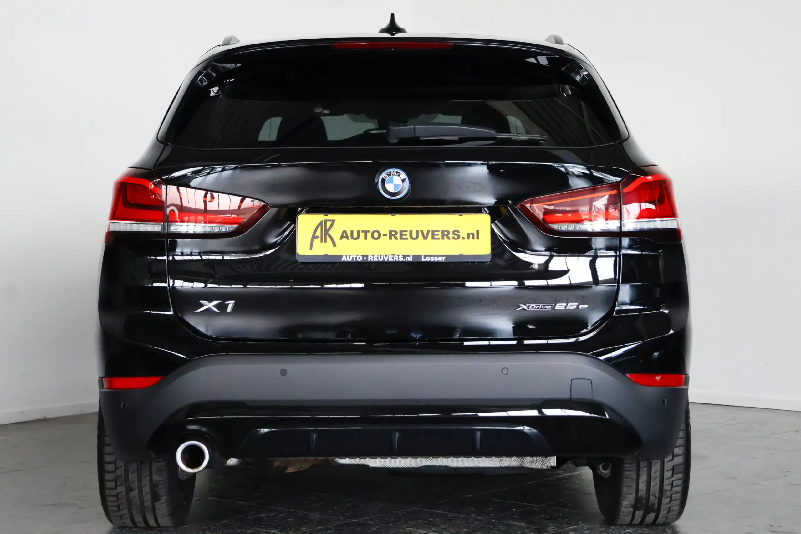 BMW - X1