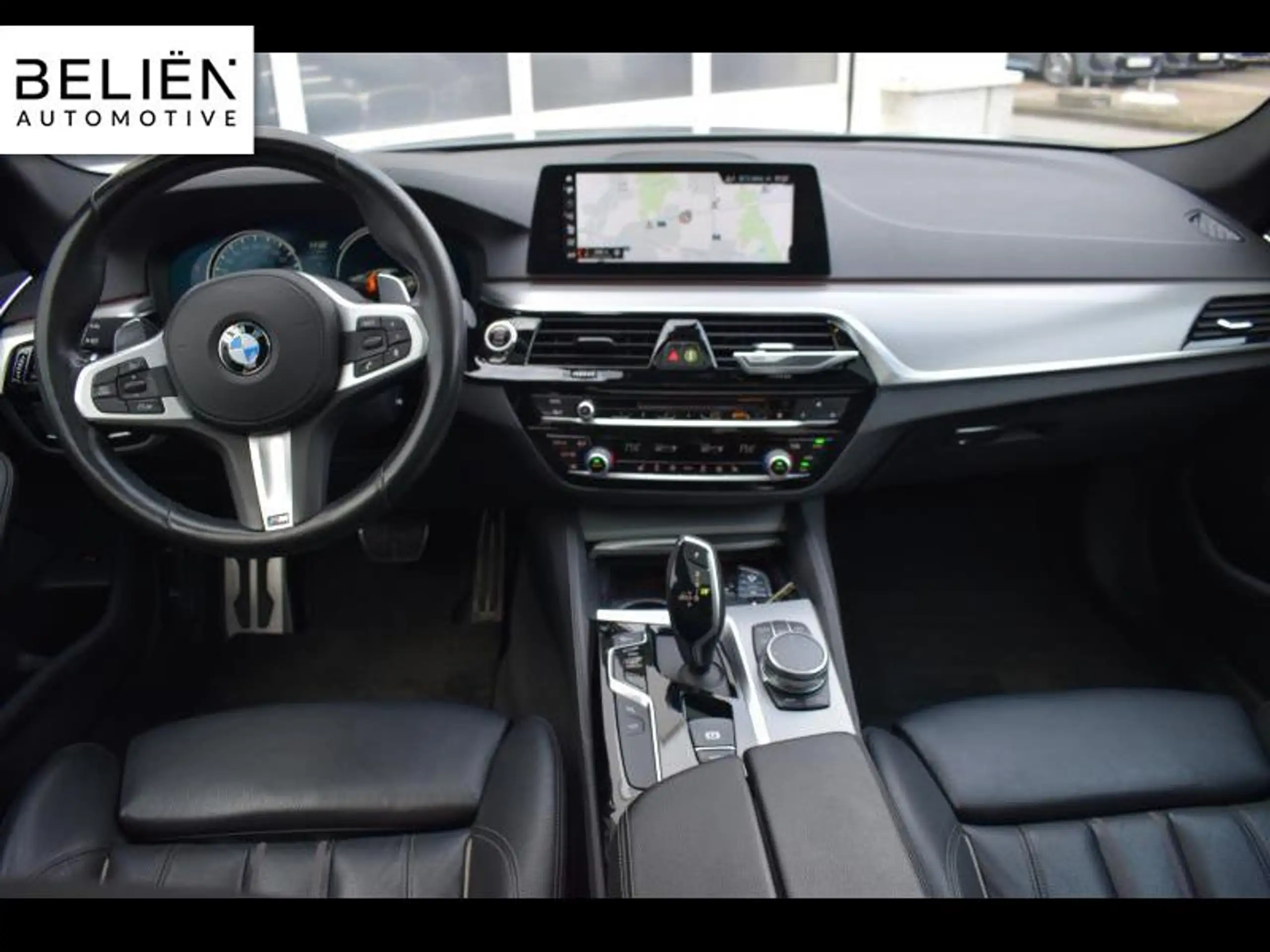 BMW - 520