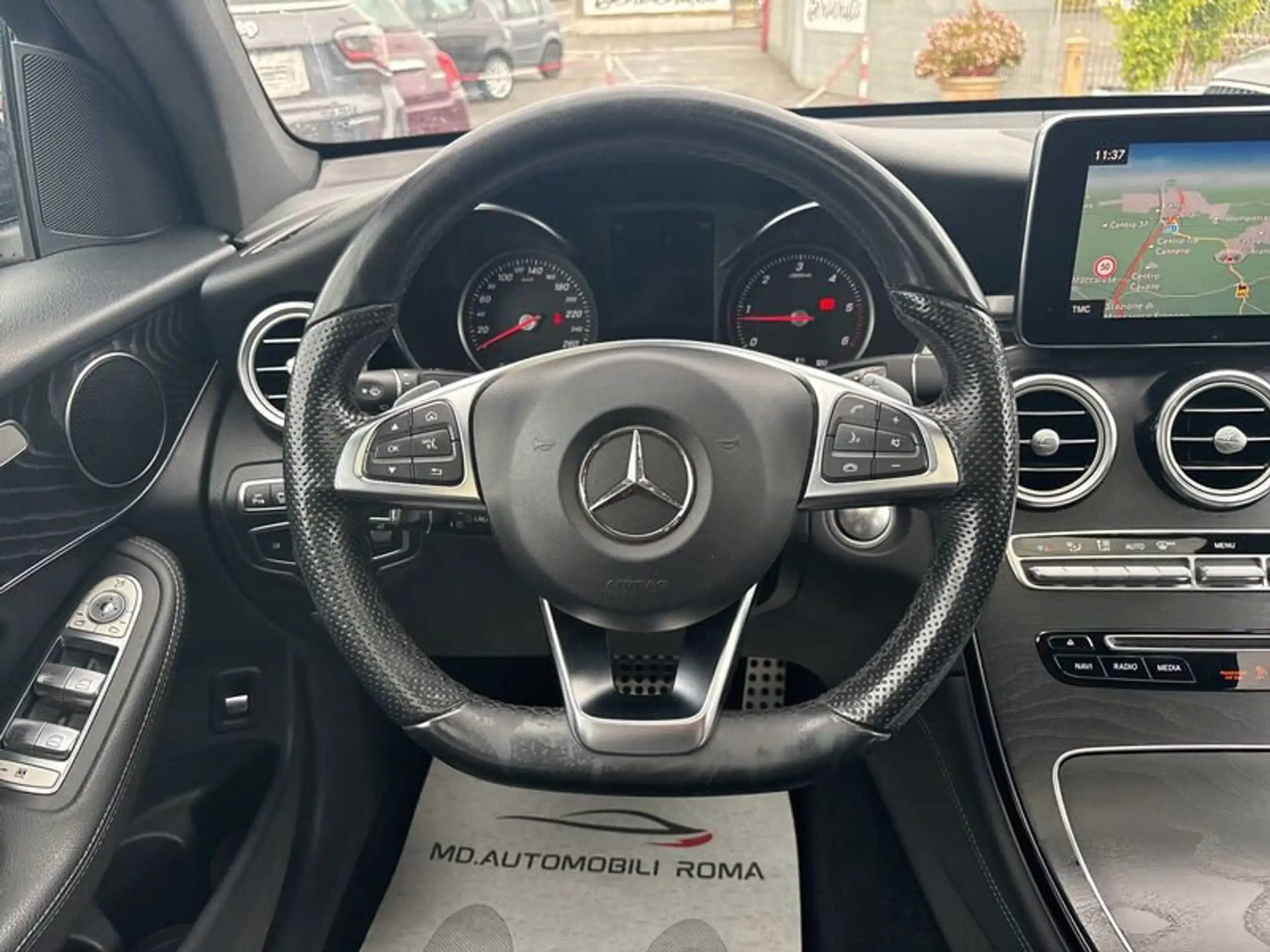 Mercedes-Benz - GLC 220