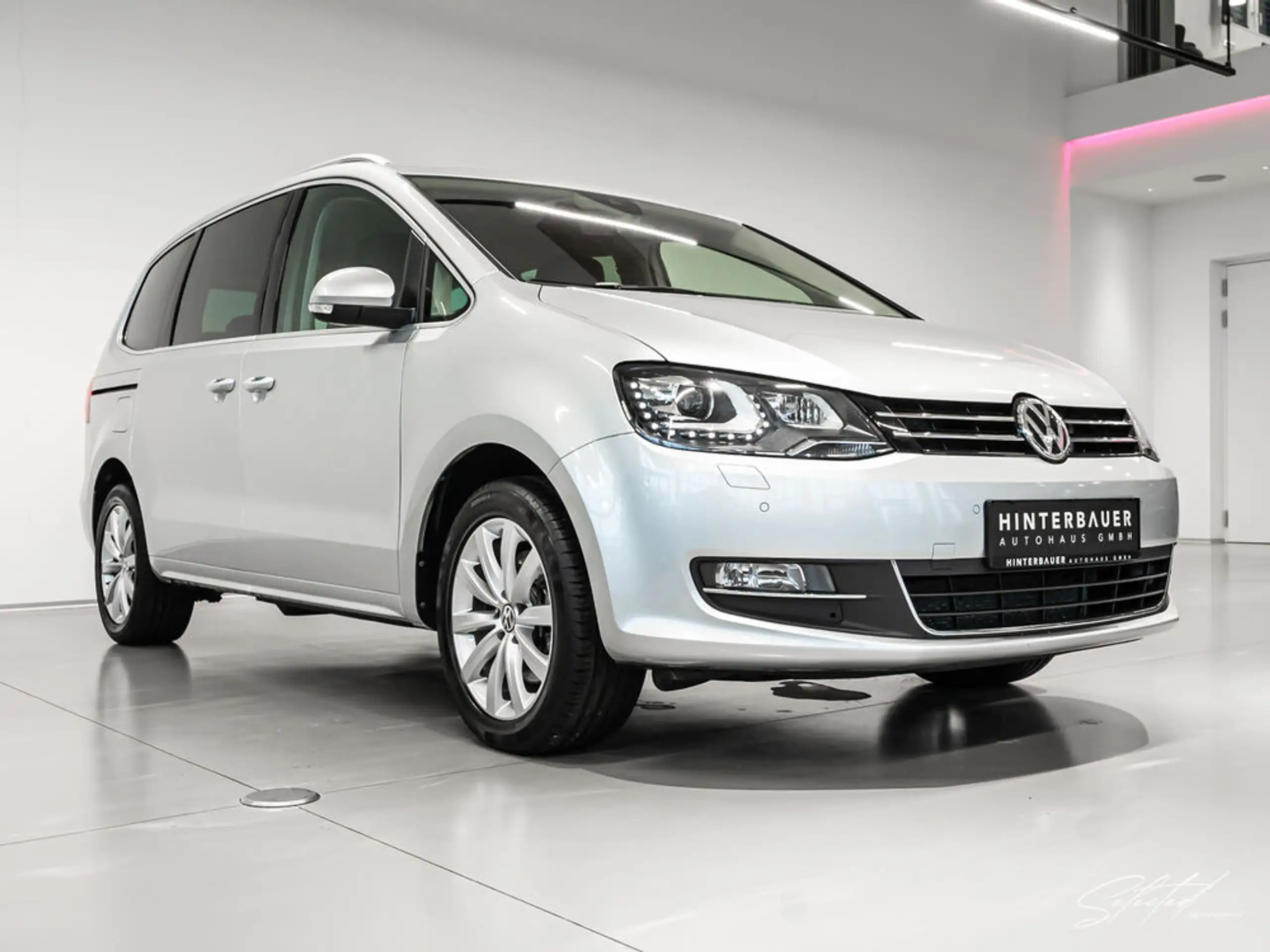 Volkswagen - Sharan