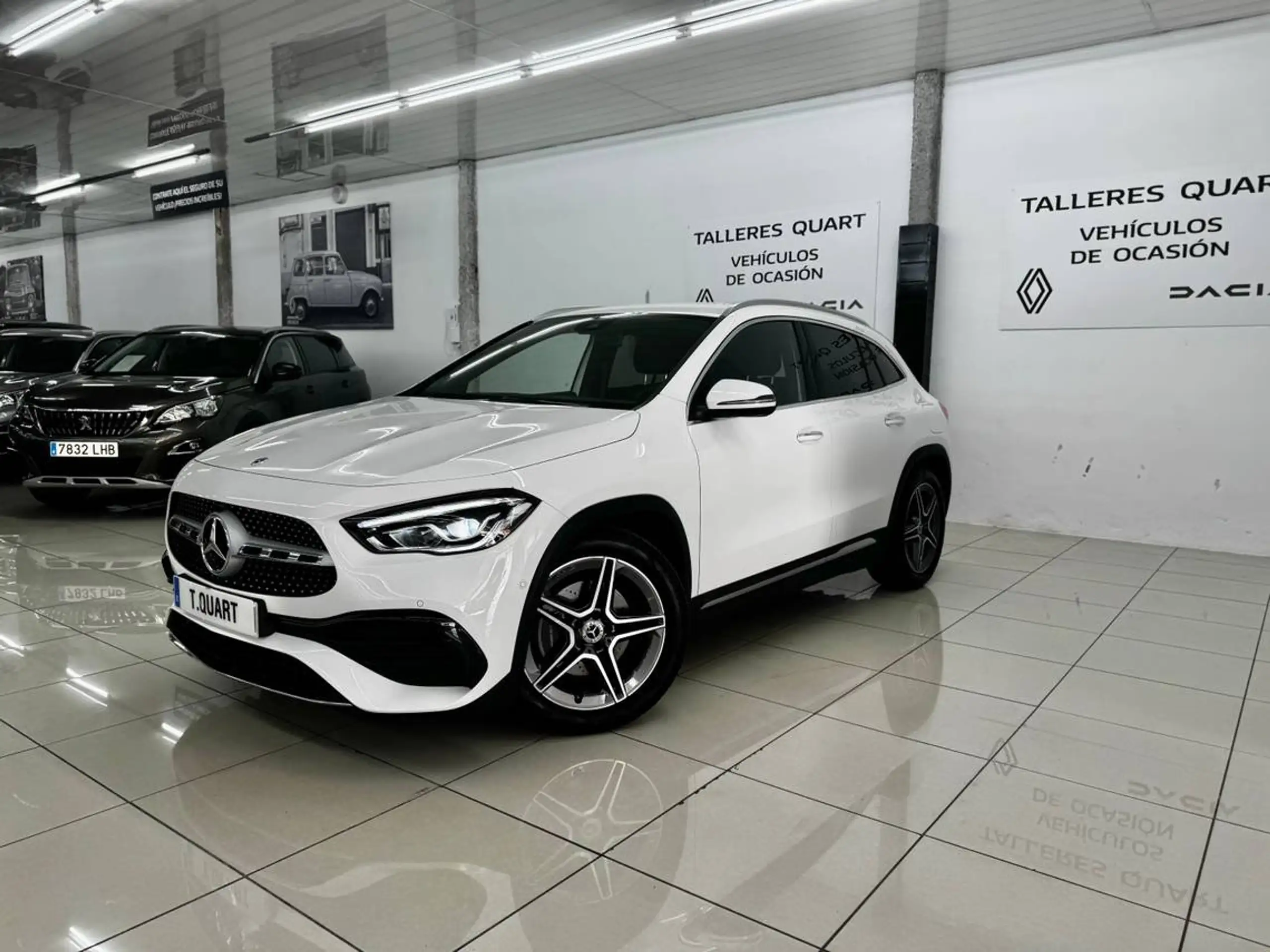 Mercedes-Benz - GLA 180