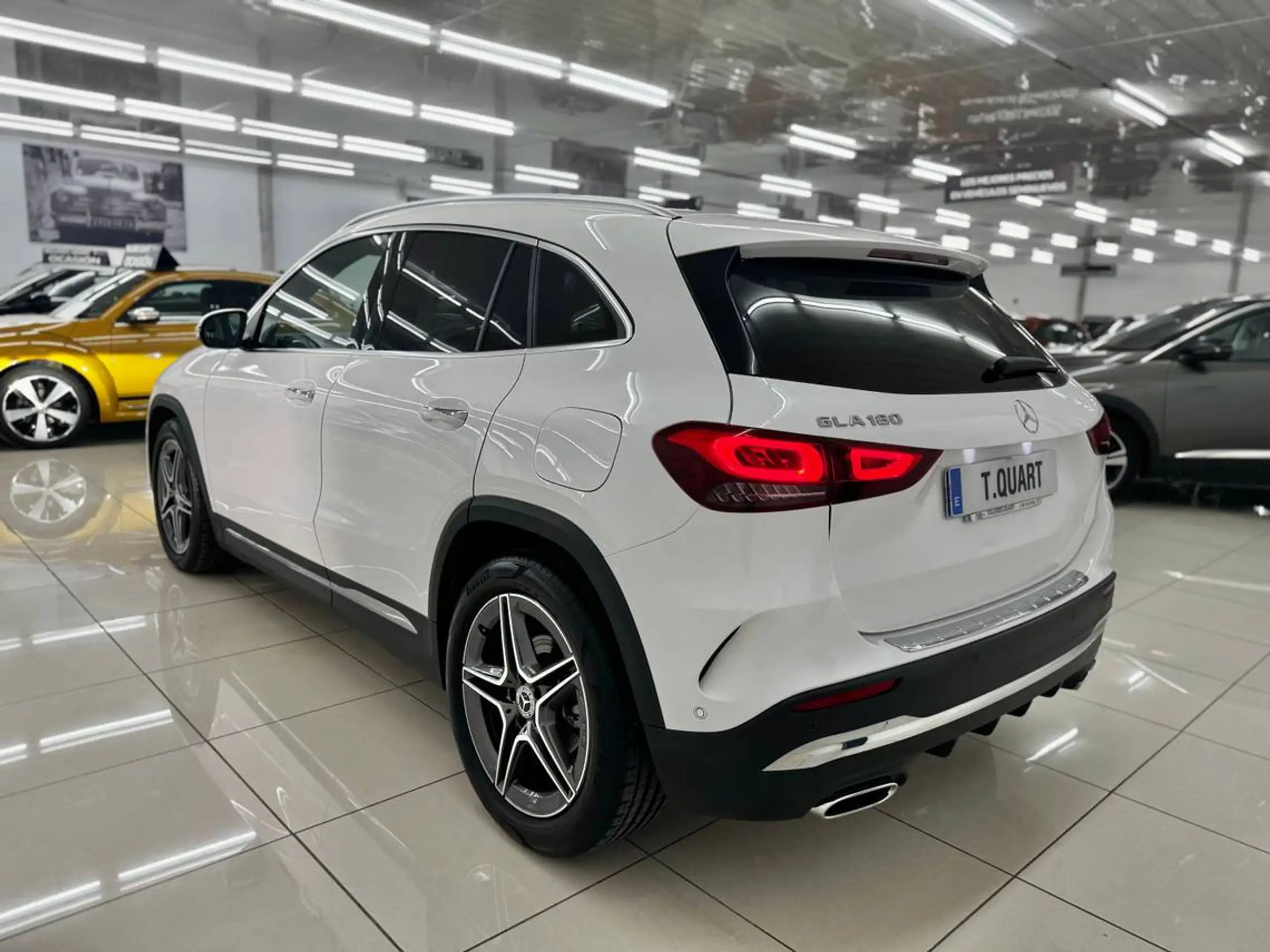 Mercedes-Benz - GLA 180