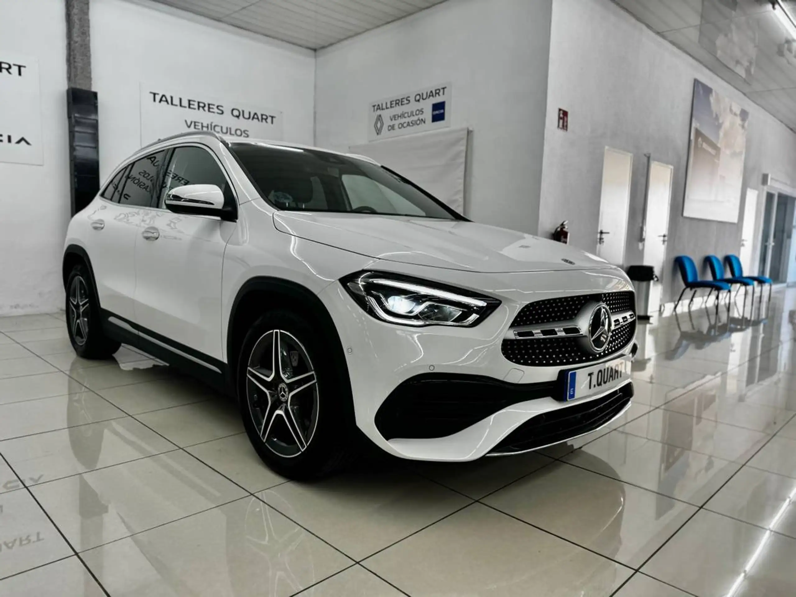 Mercedes-Benz - GLA 180