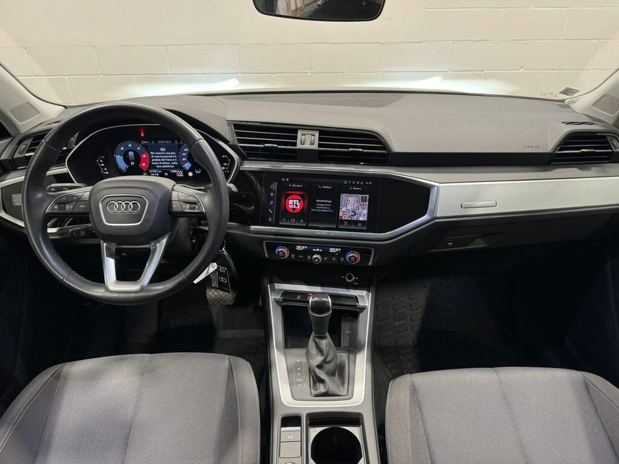 Audi - Q3