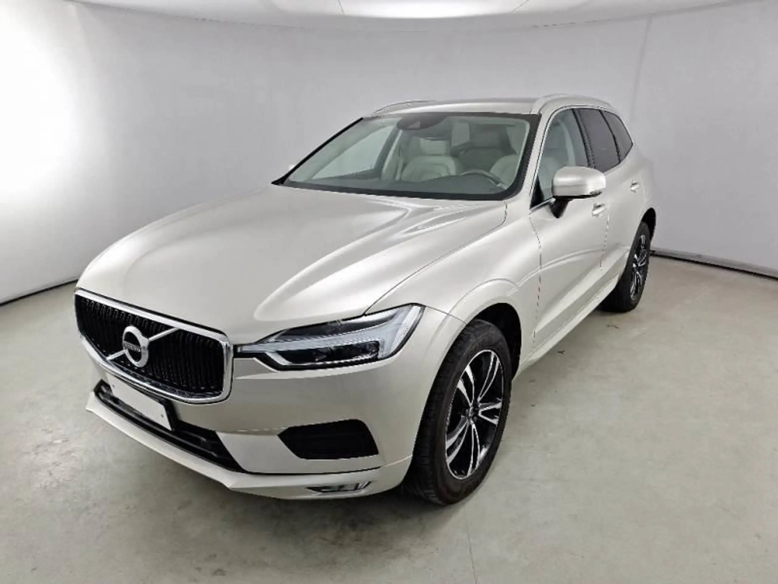 Volvo - XC60