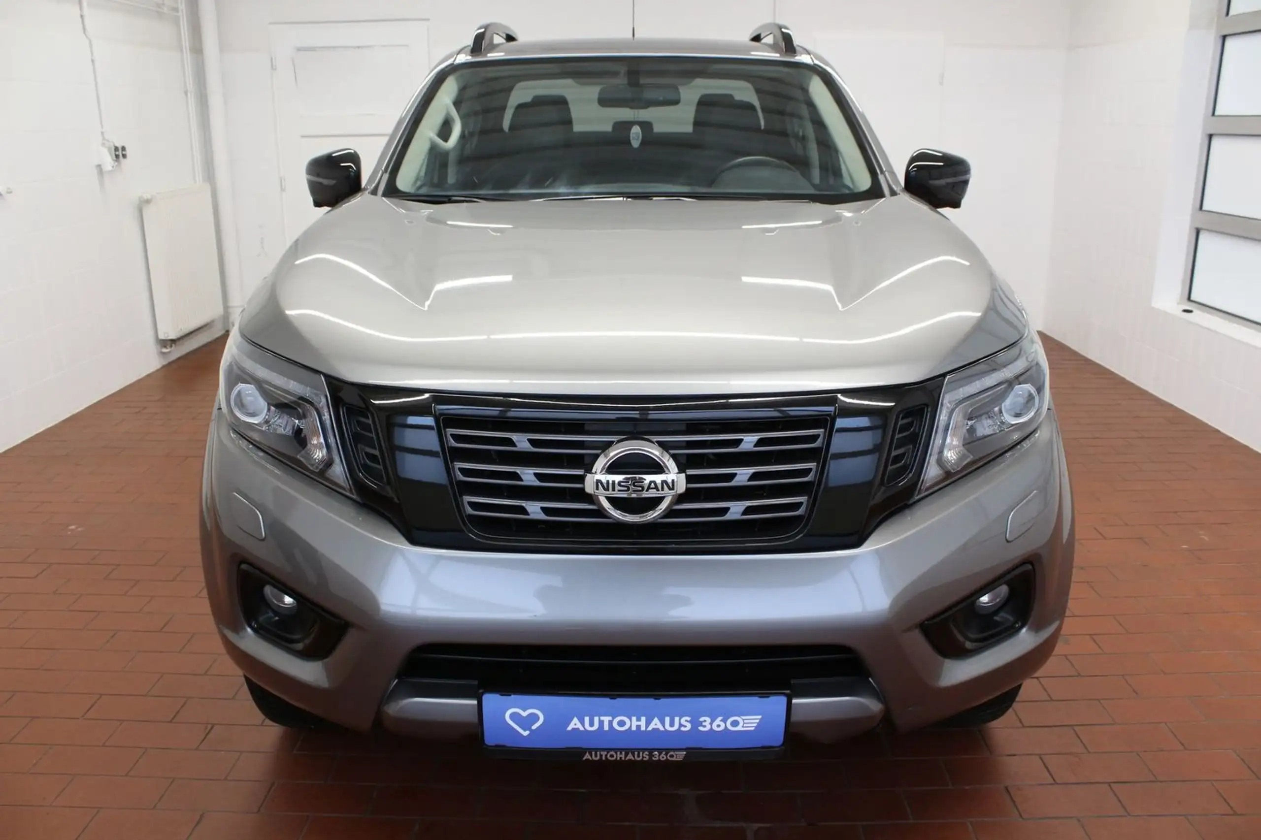 Nissan - Navara