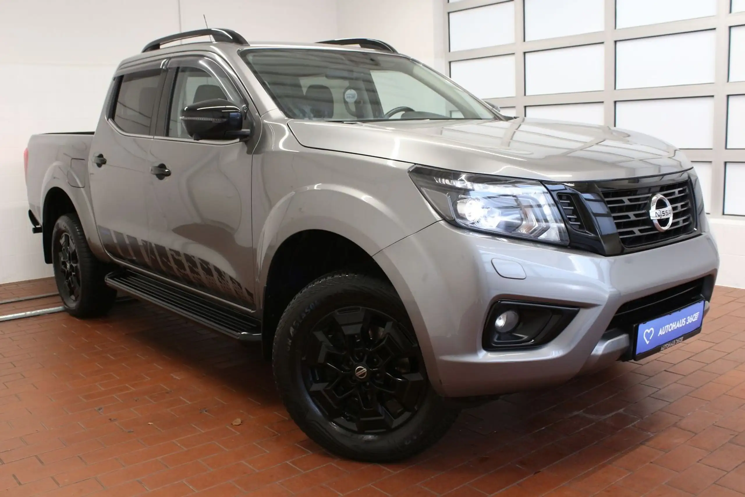 Nissan - Navara