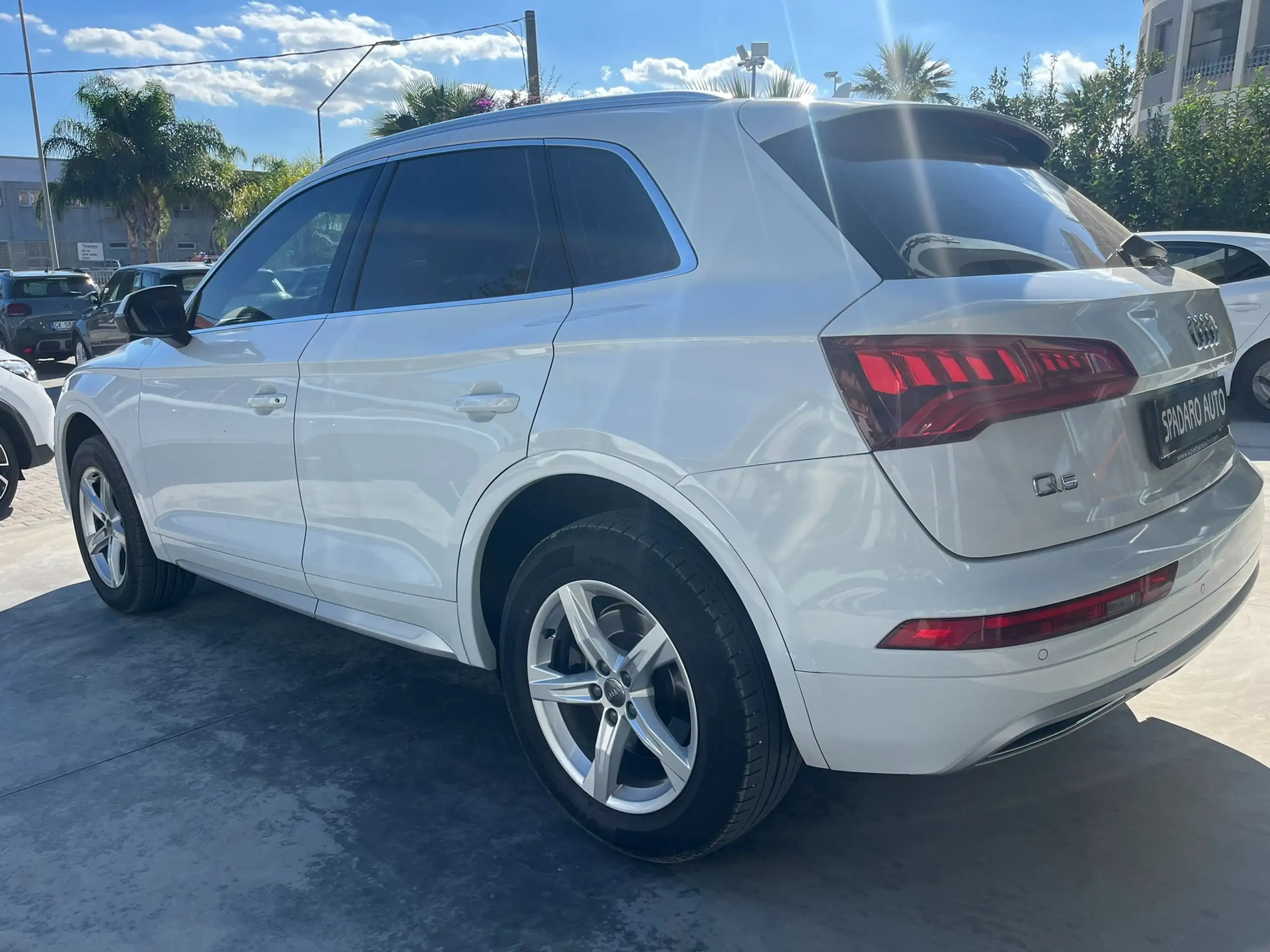 Audi - Q5