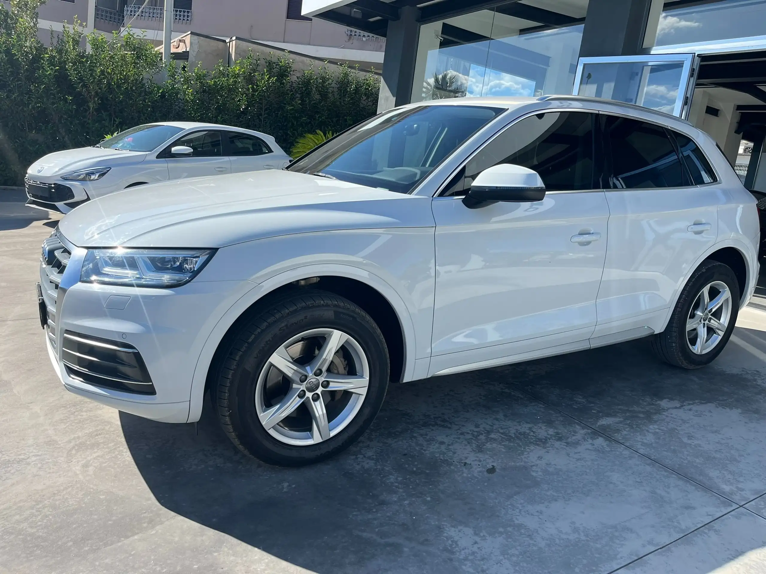 Audi - Q5