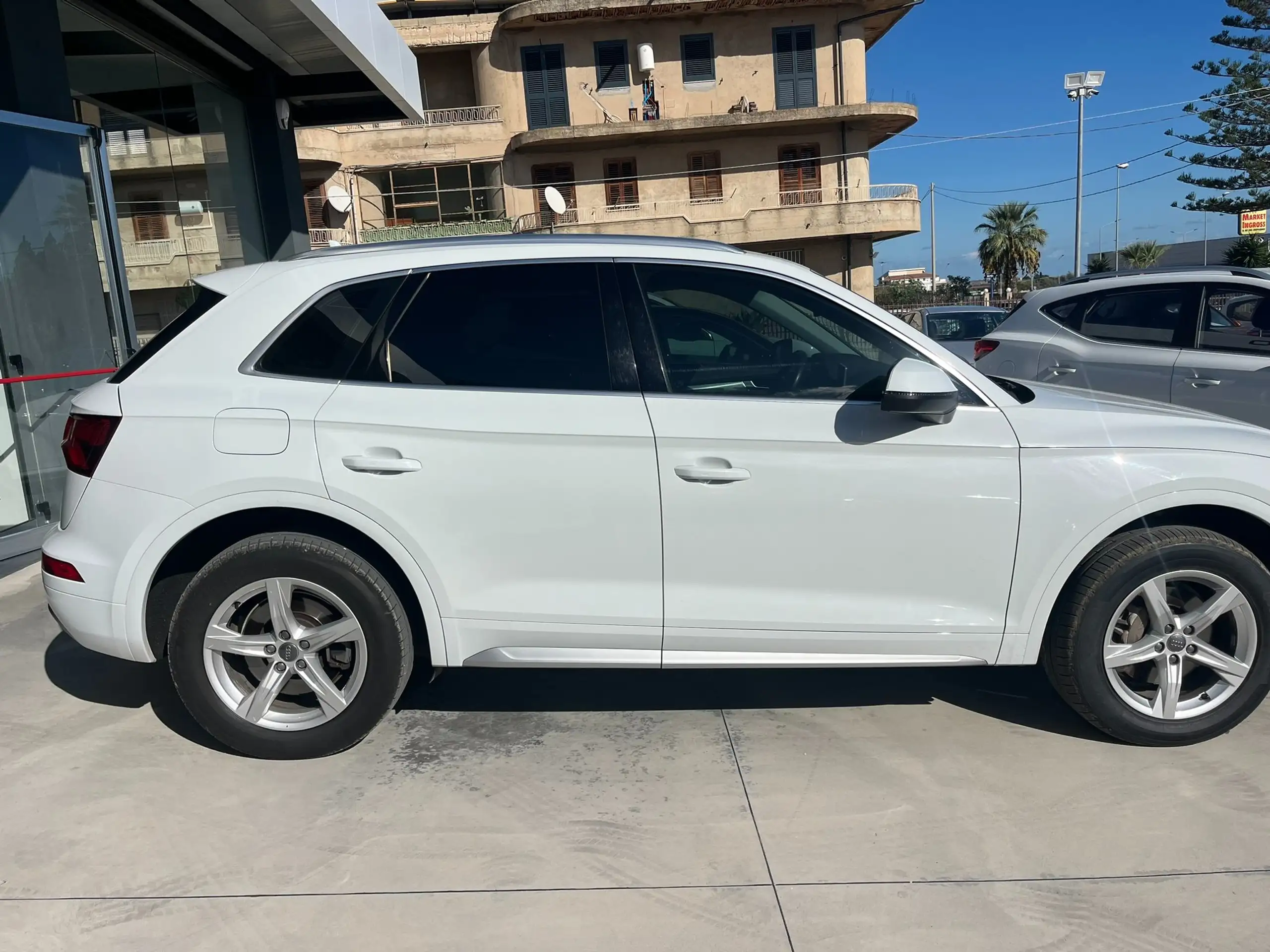 Audi - Q5