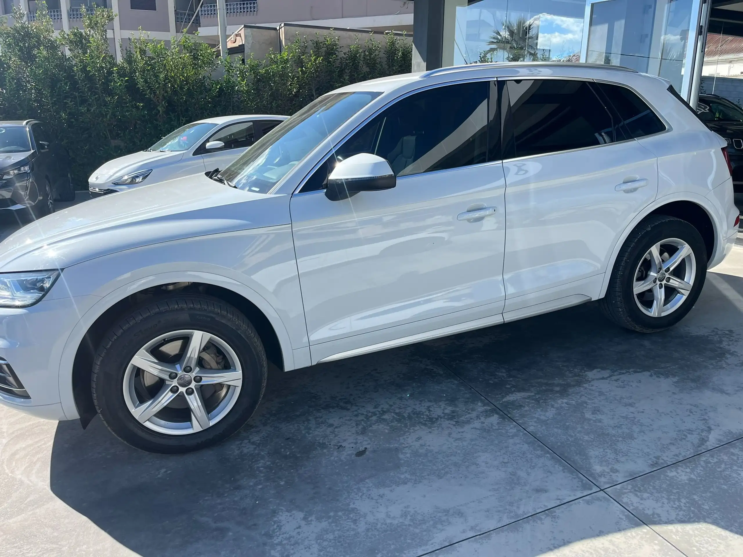 Audi - Q5