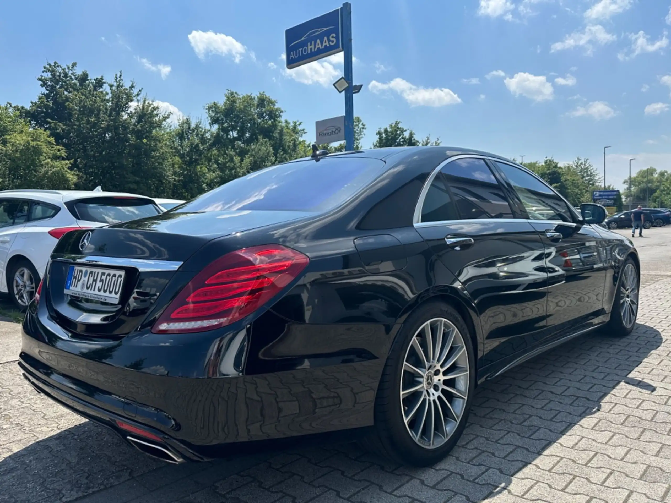 Mercedes-Benz - S 500