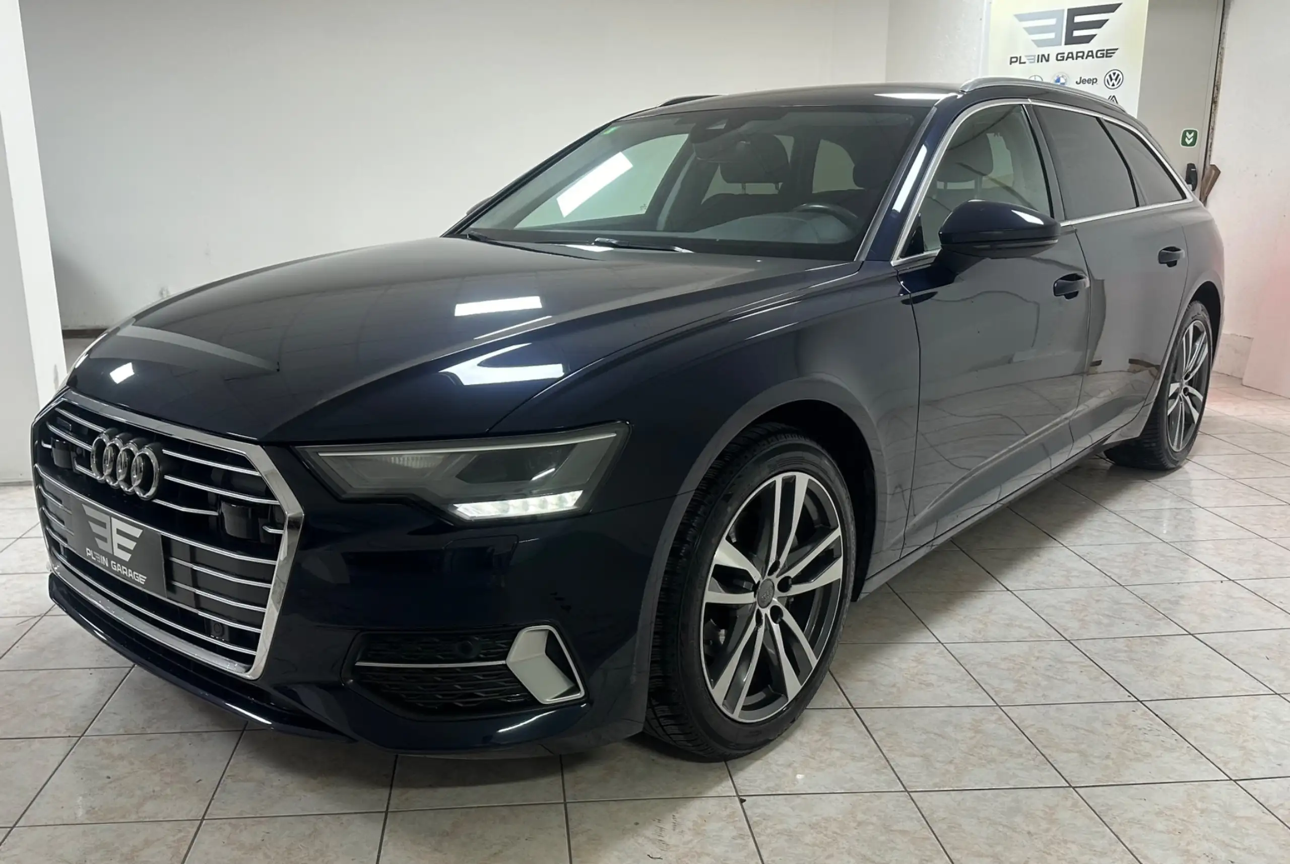 Audi - A6