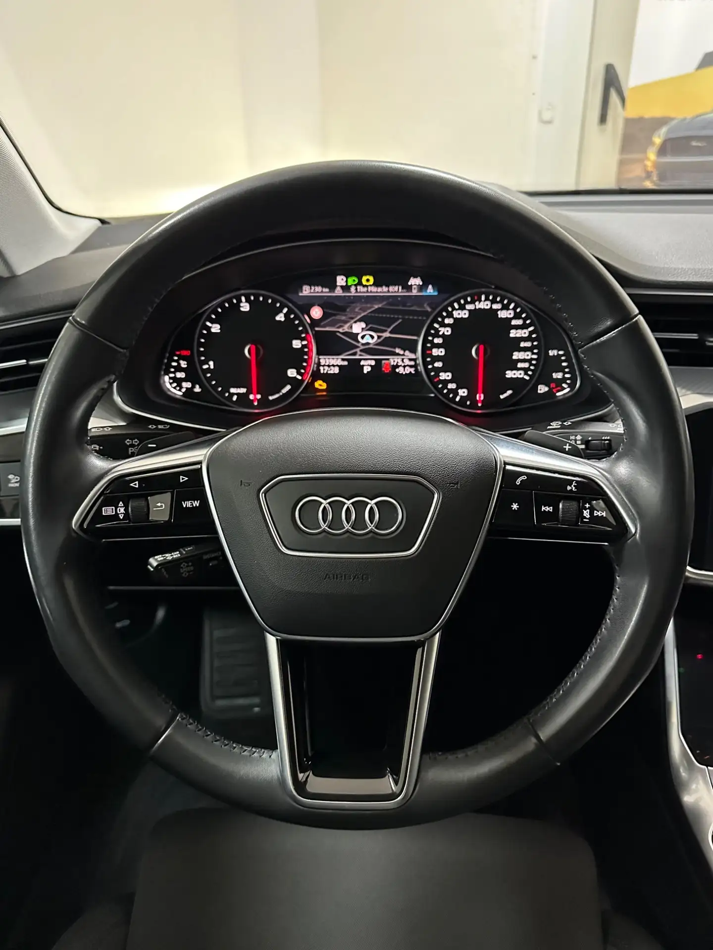 Audi - A6